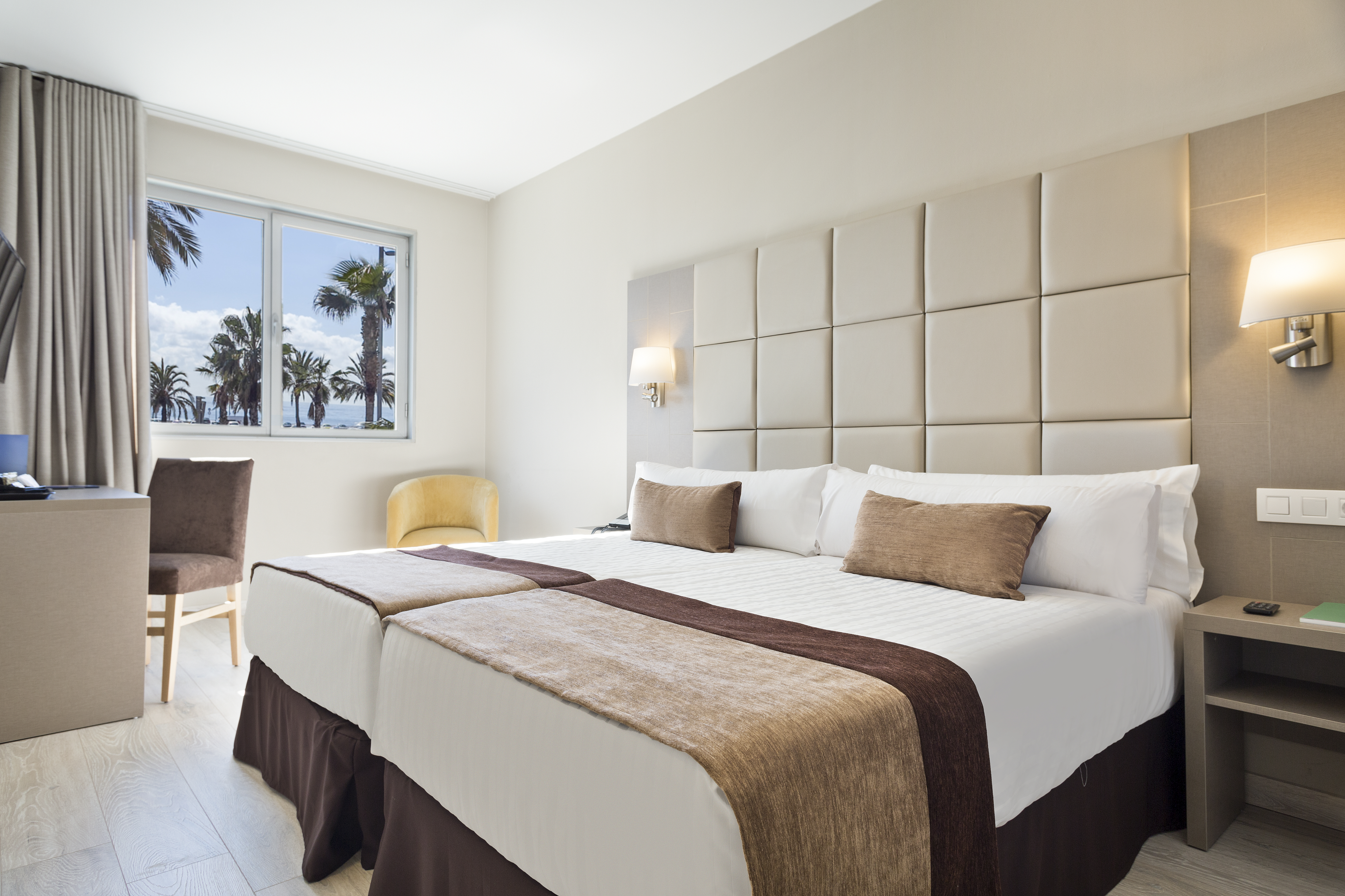 Double Single Deluxe Sea View