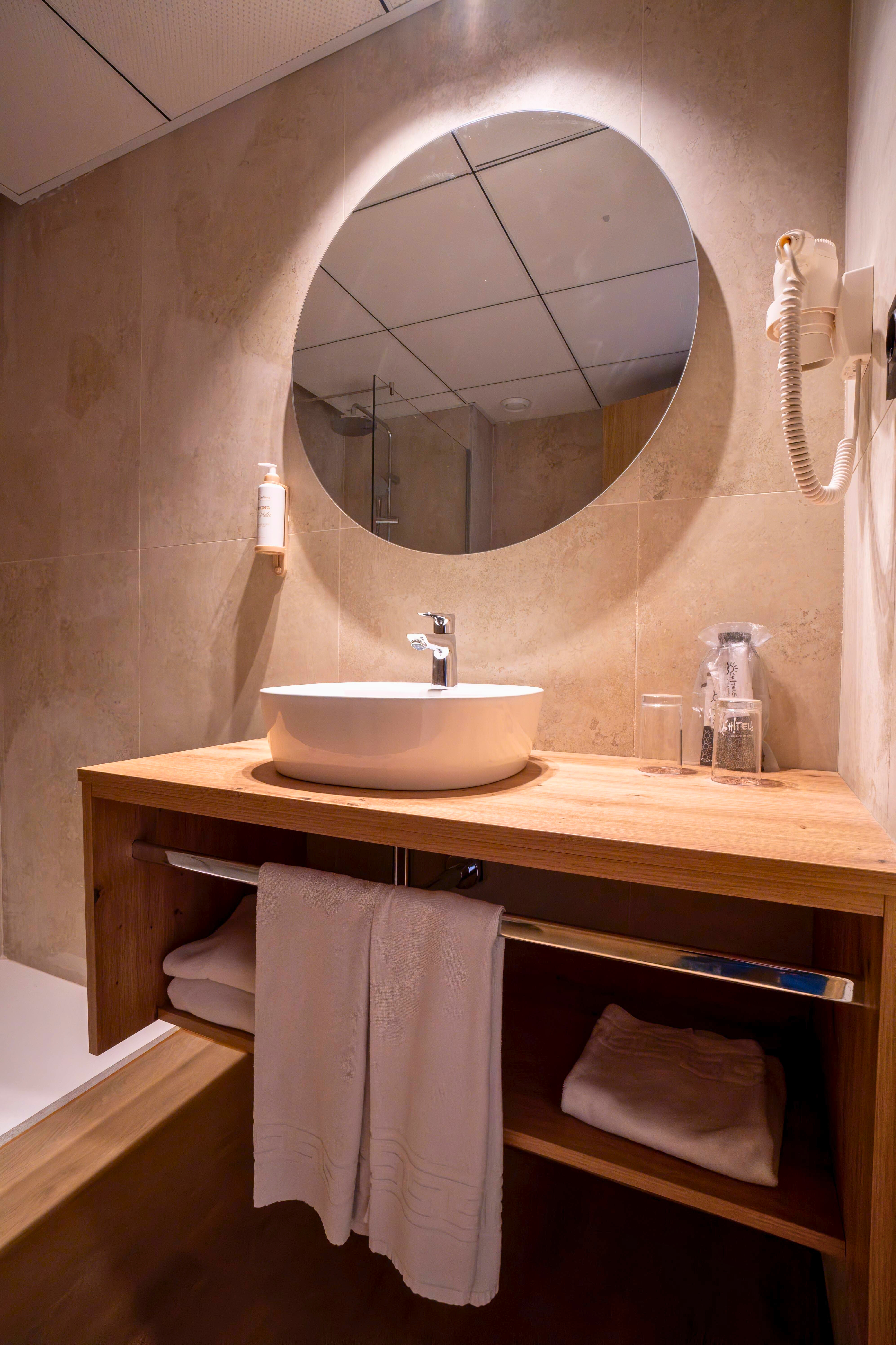 Double or Twin Capacity 3