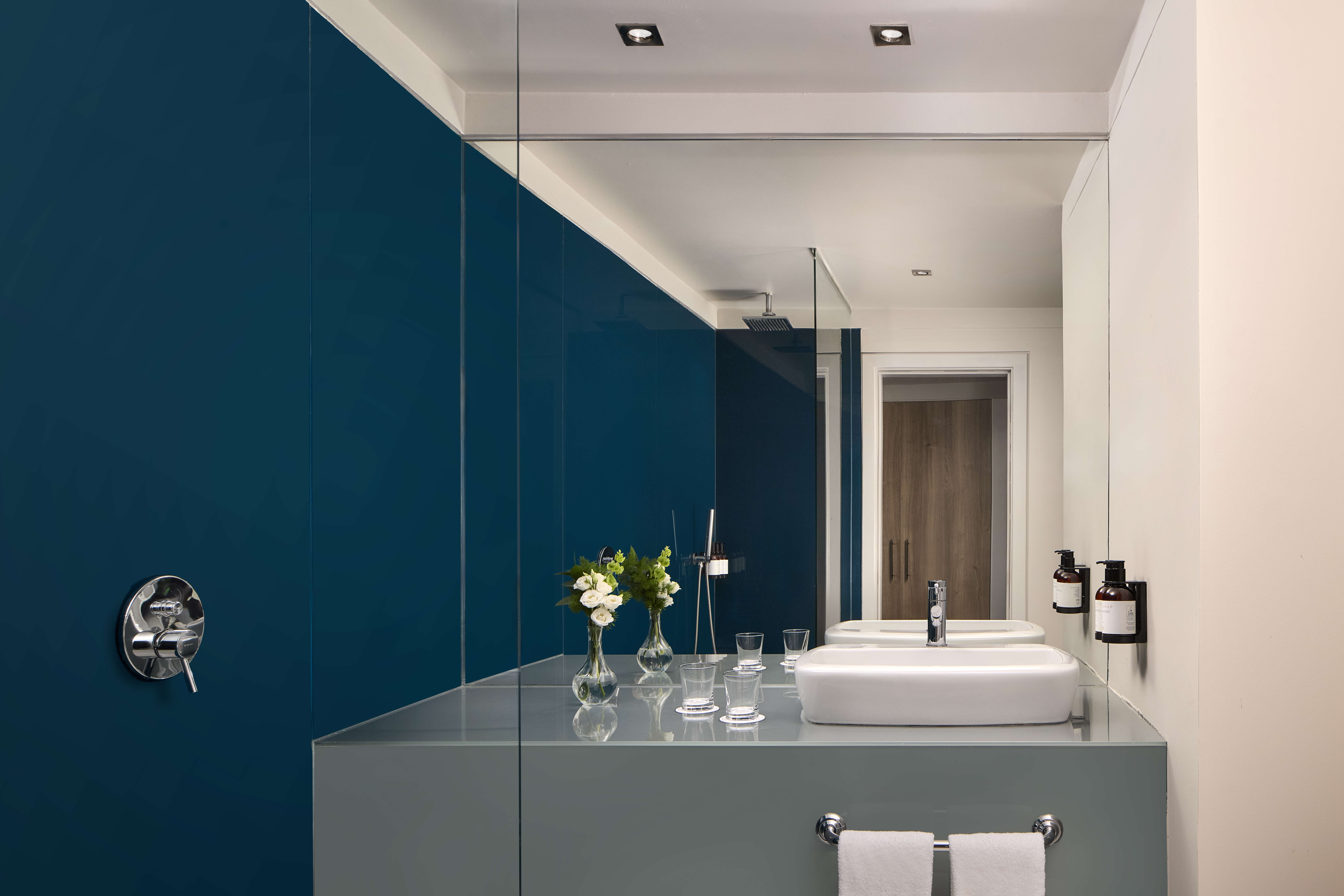 Family Room Connecting Room