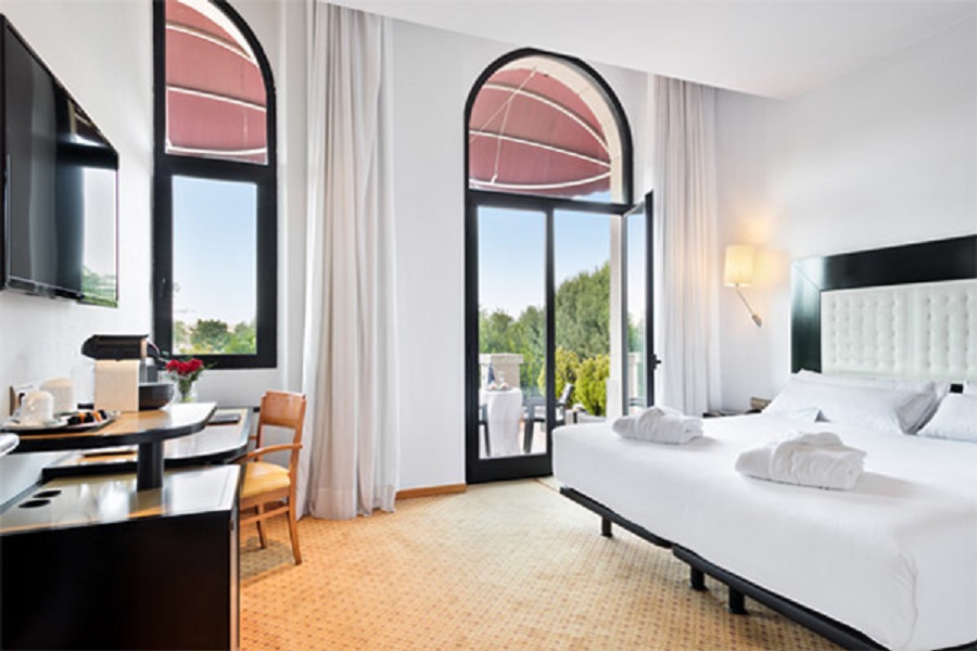 Double Single Premium