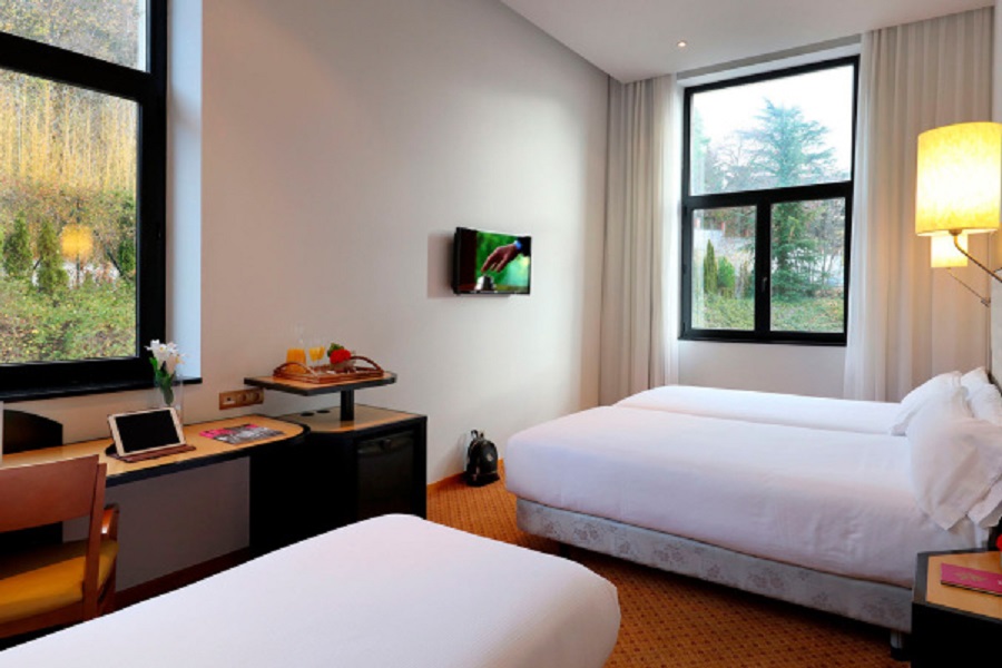 Family Room Capacity 3