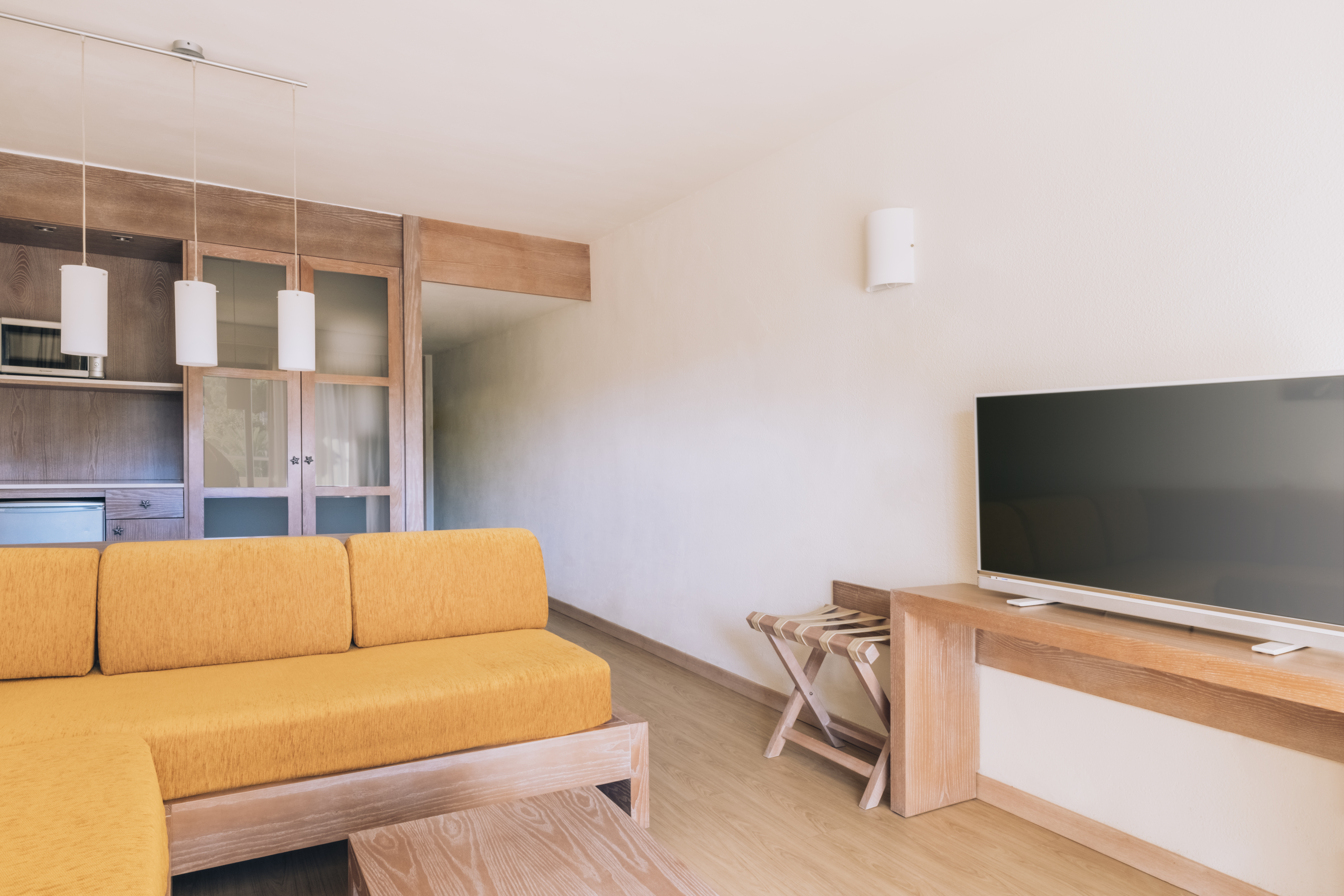 Family Room Capacity 3