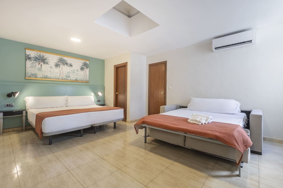 Family Room Standard