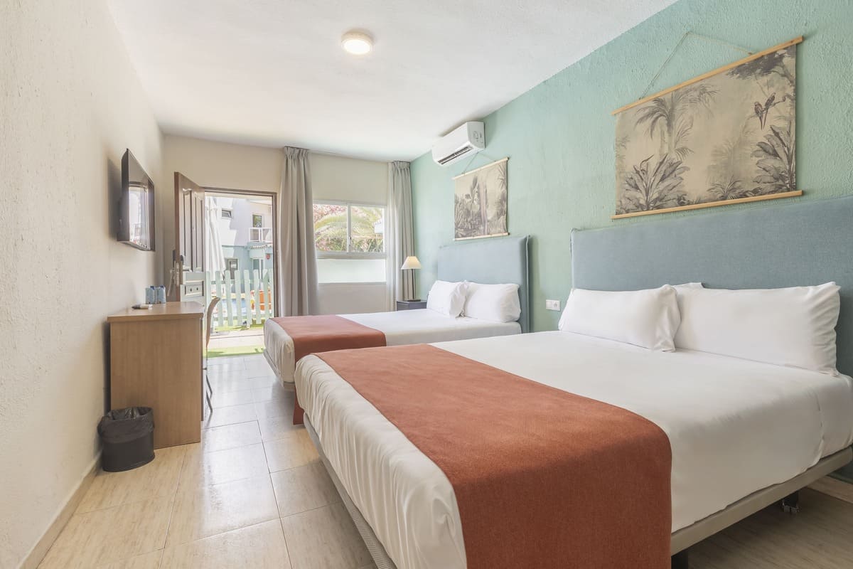 Double or Twin Standard