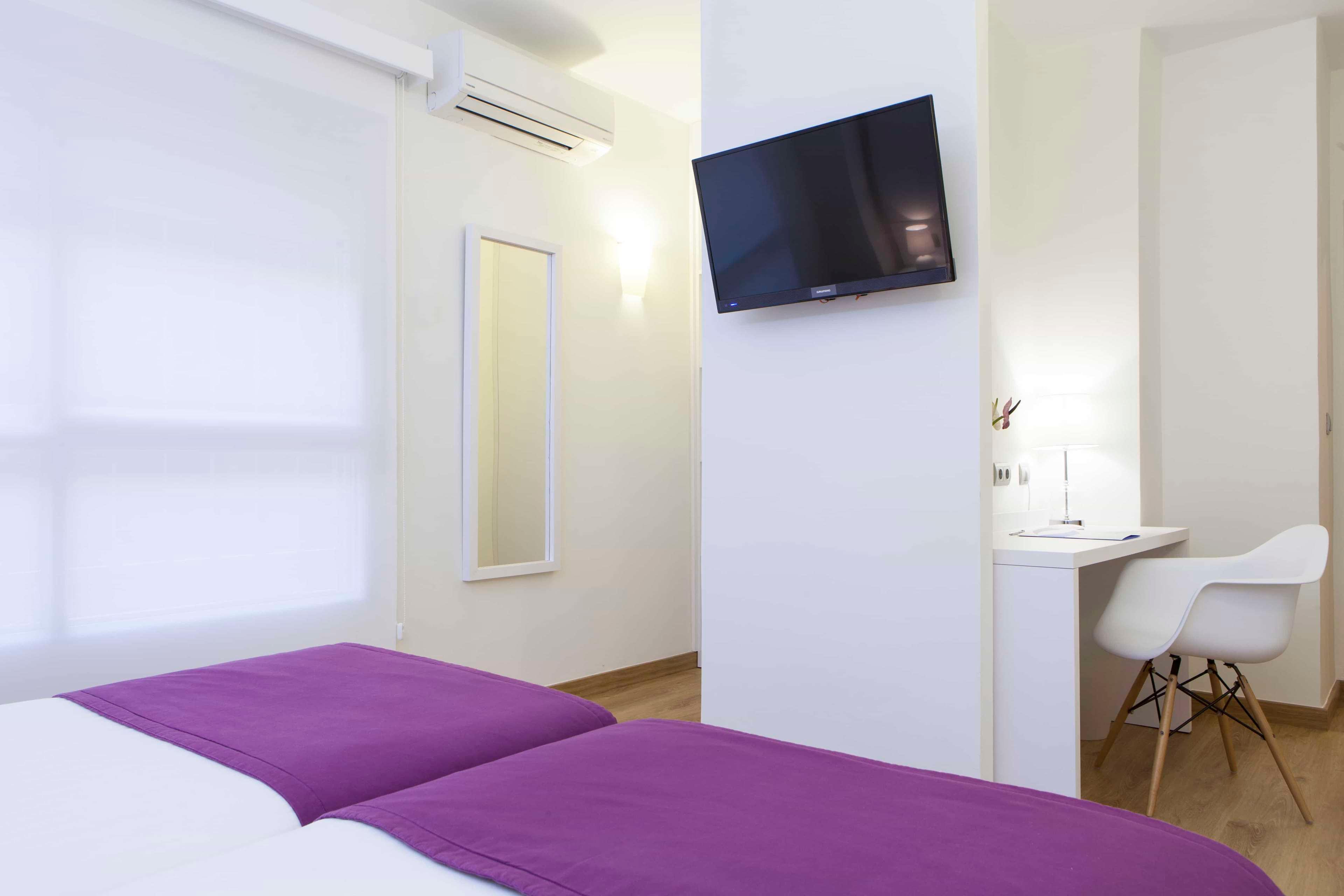 Double or Twin Standard