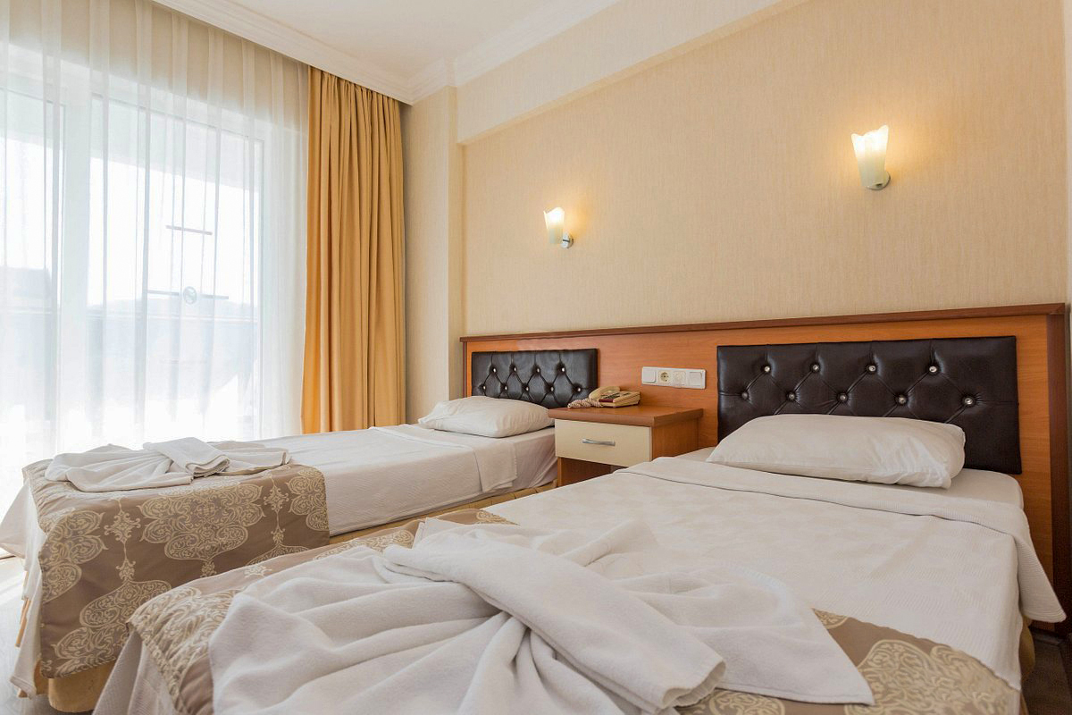 Family Room Connecting Room