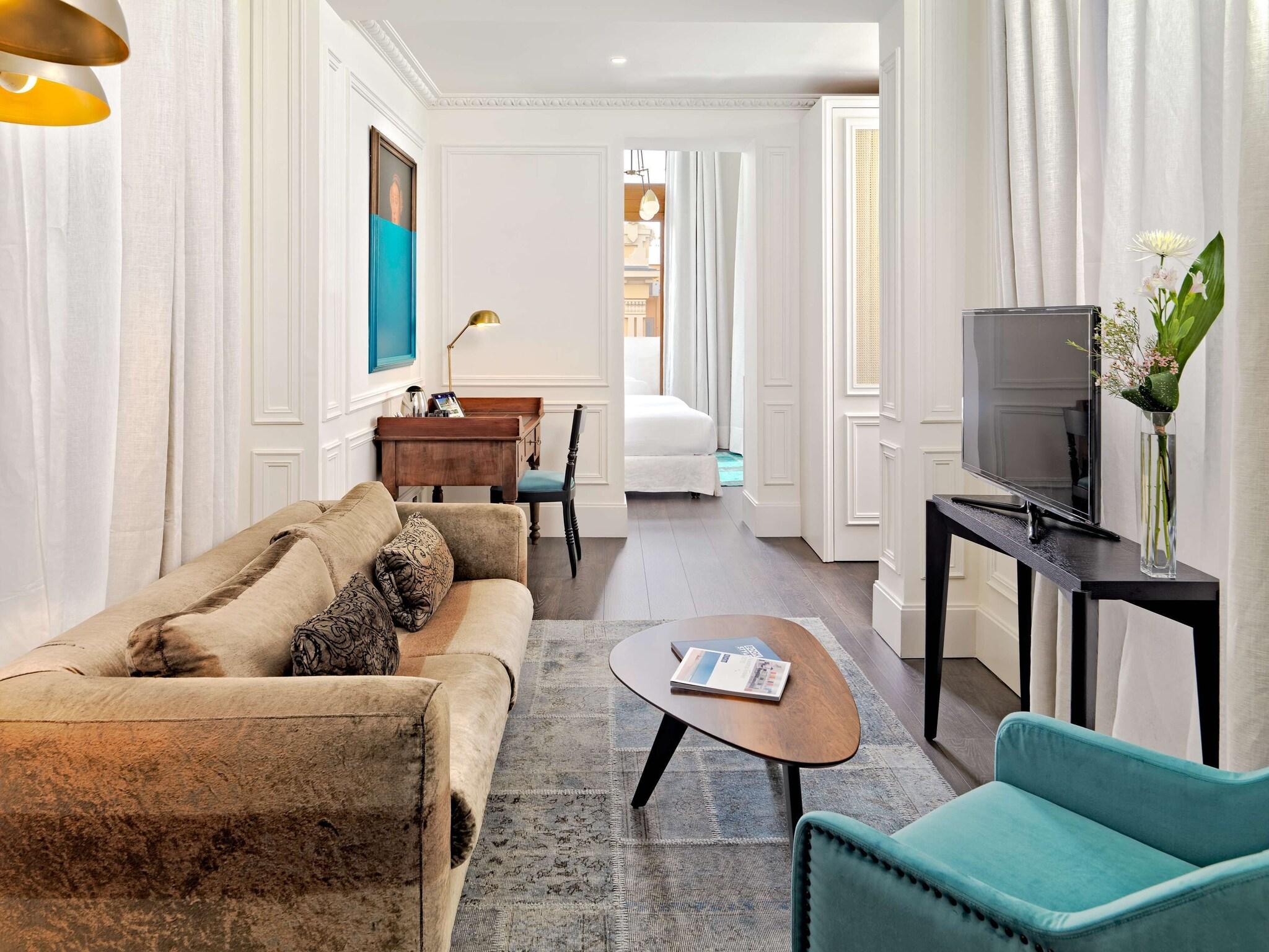 Junior Suite King Size Bed