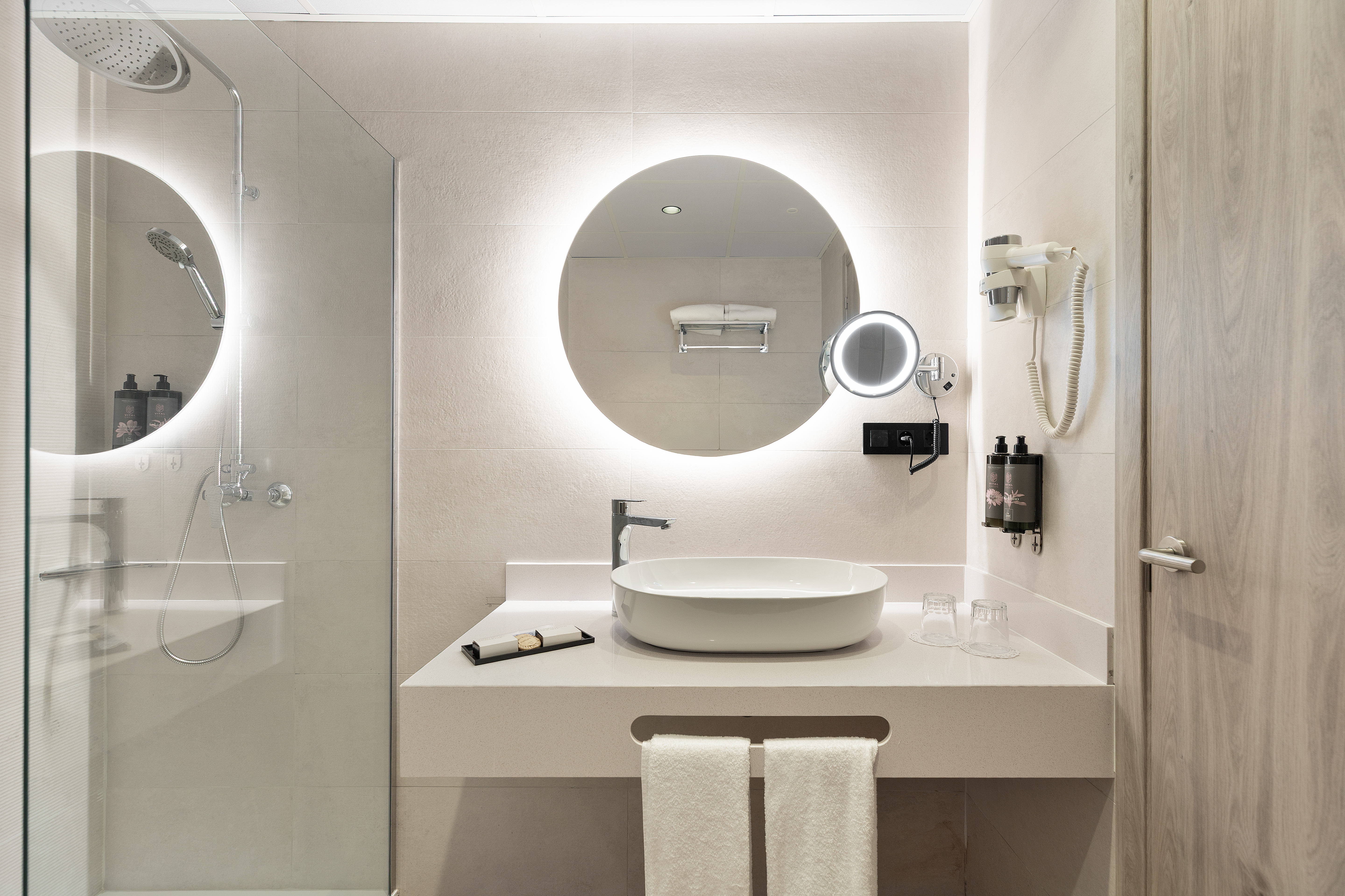 Junior Suite Capacity 2 One Bedroom