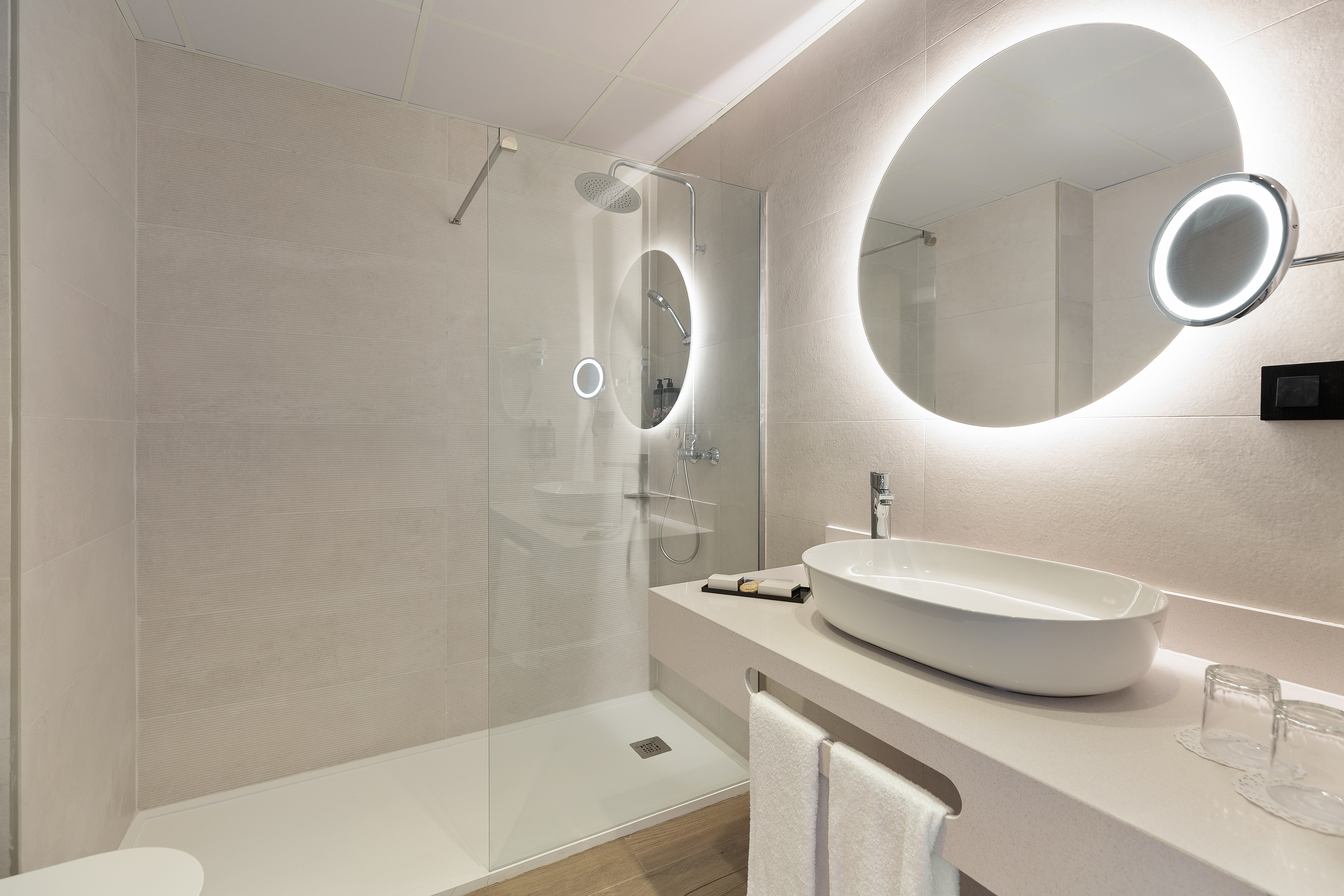 Junior Suite Capacity 2 One Bedroom