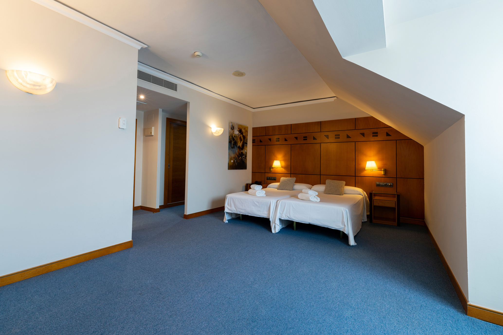 Double or Twin Standard