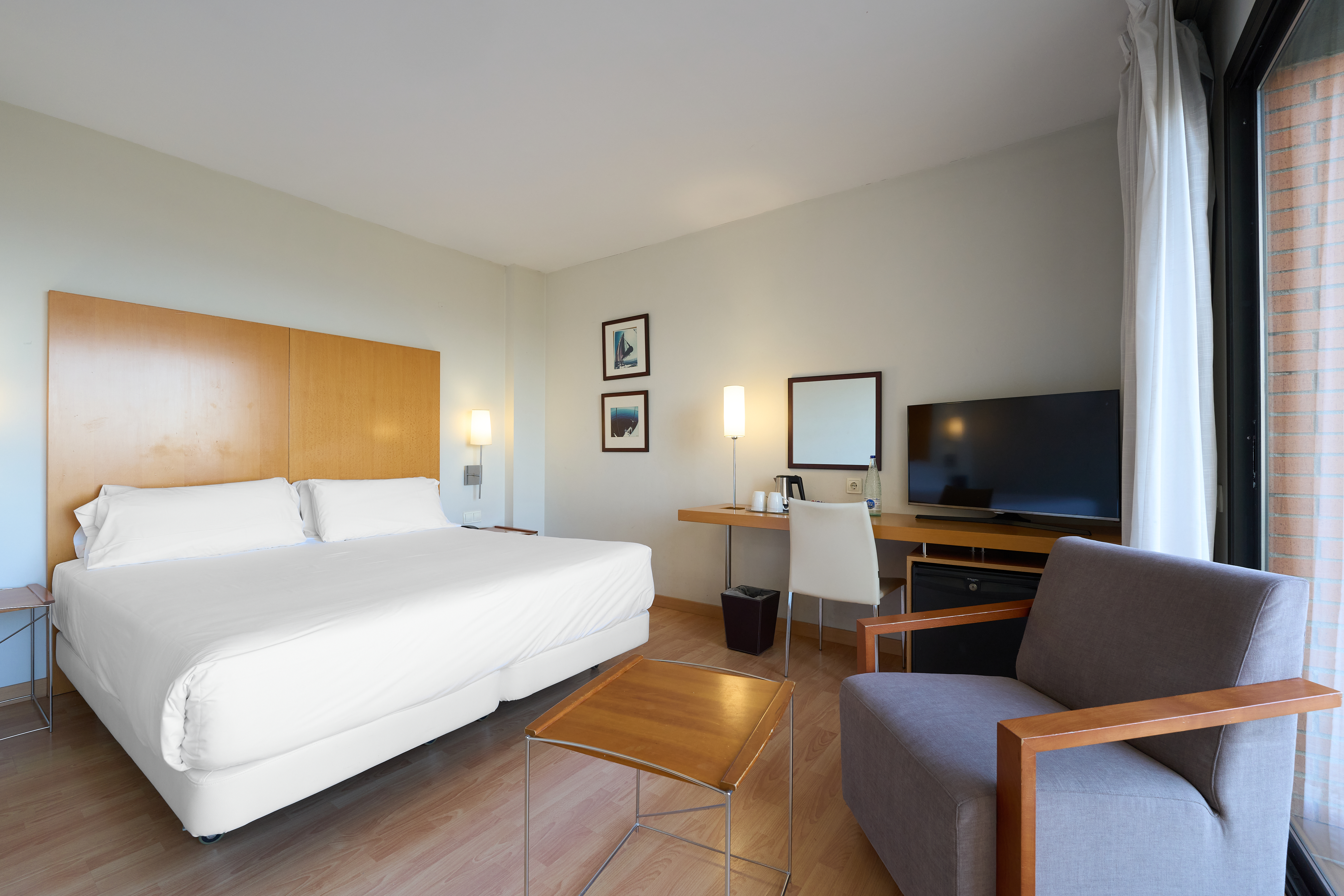 Double Single Superior with Balcony