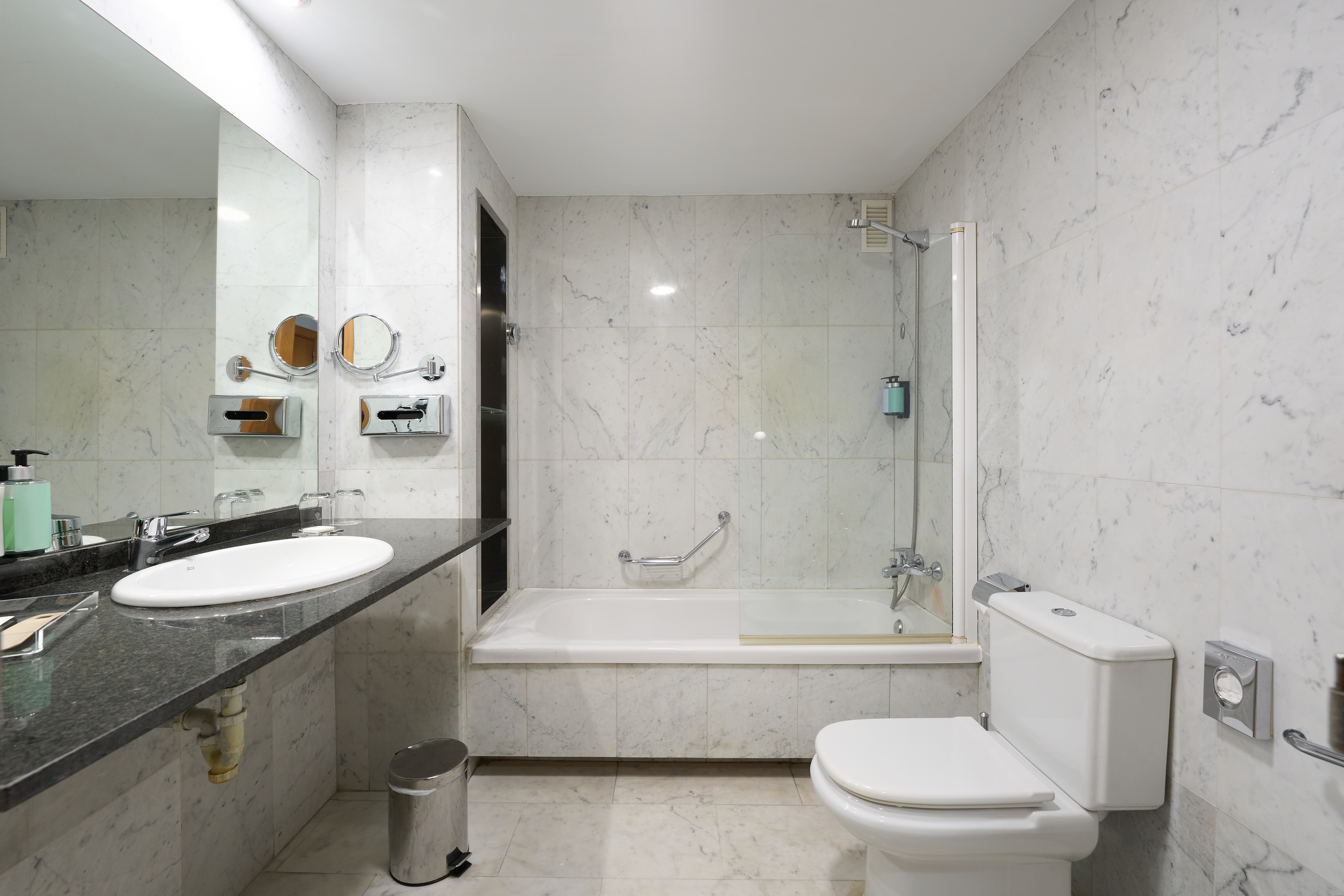 Double or Twin Standard