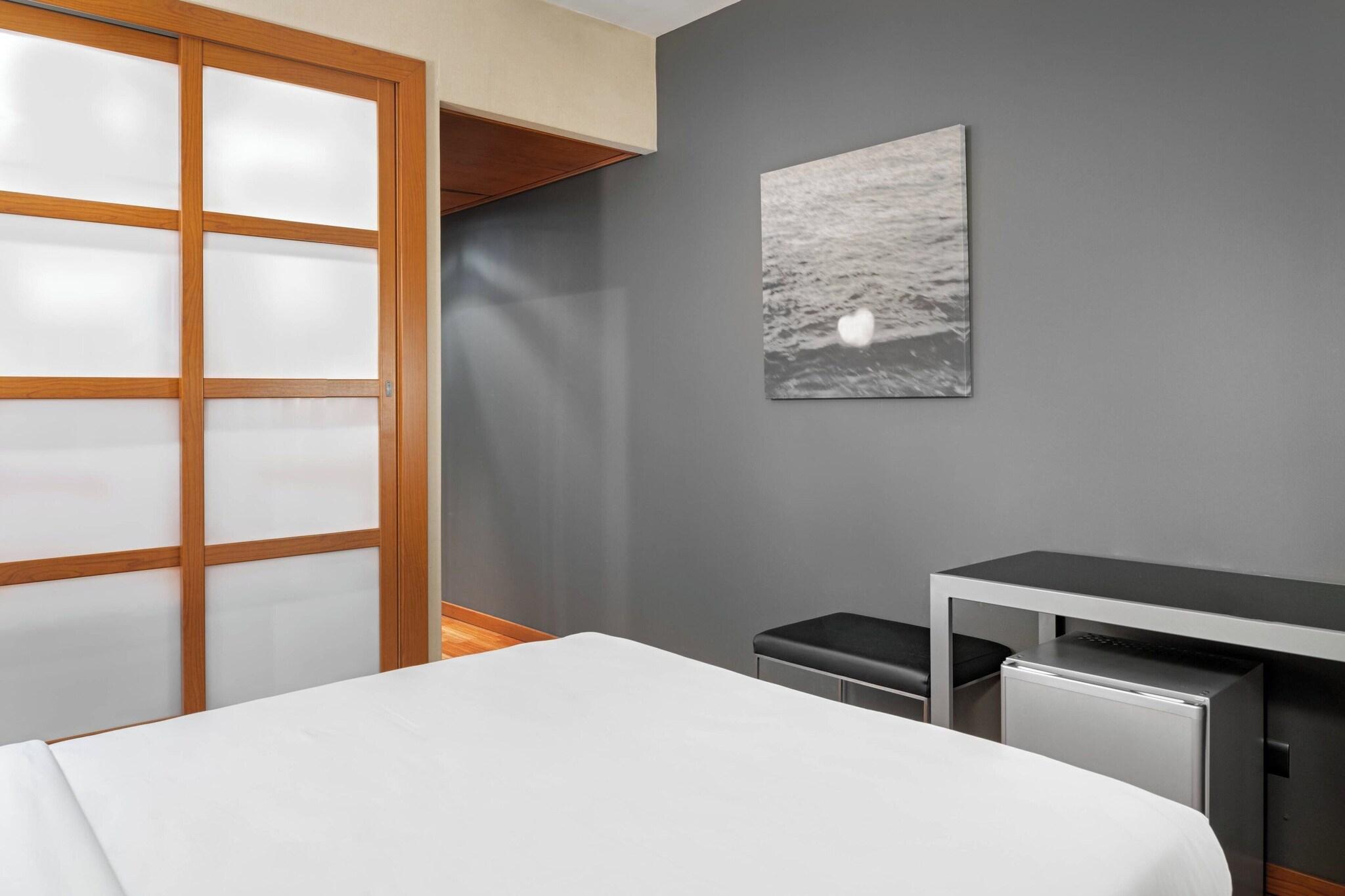 Double Superior King Bed