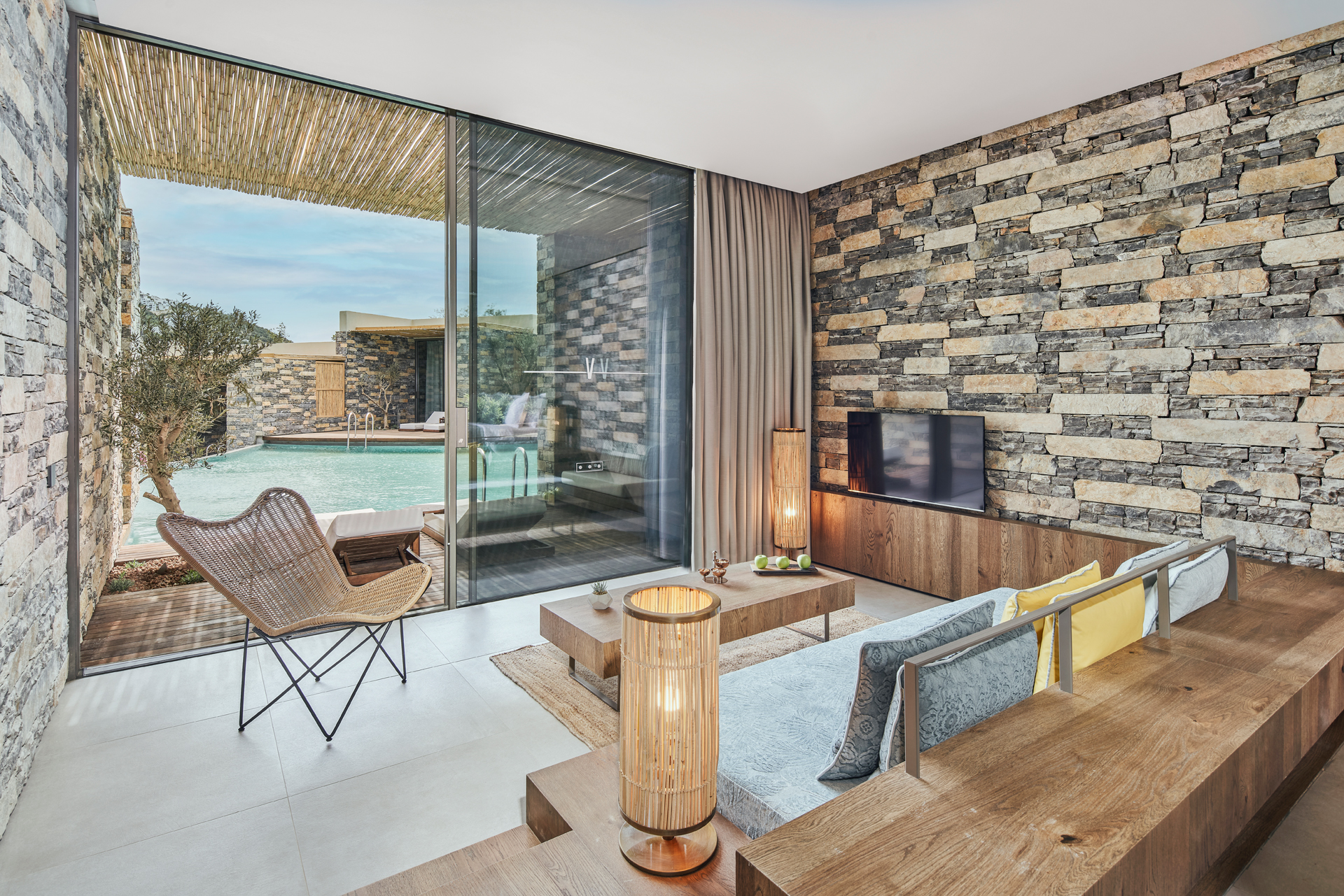 Family Room Executive