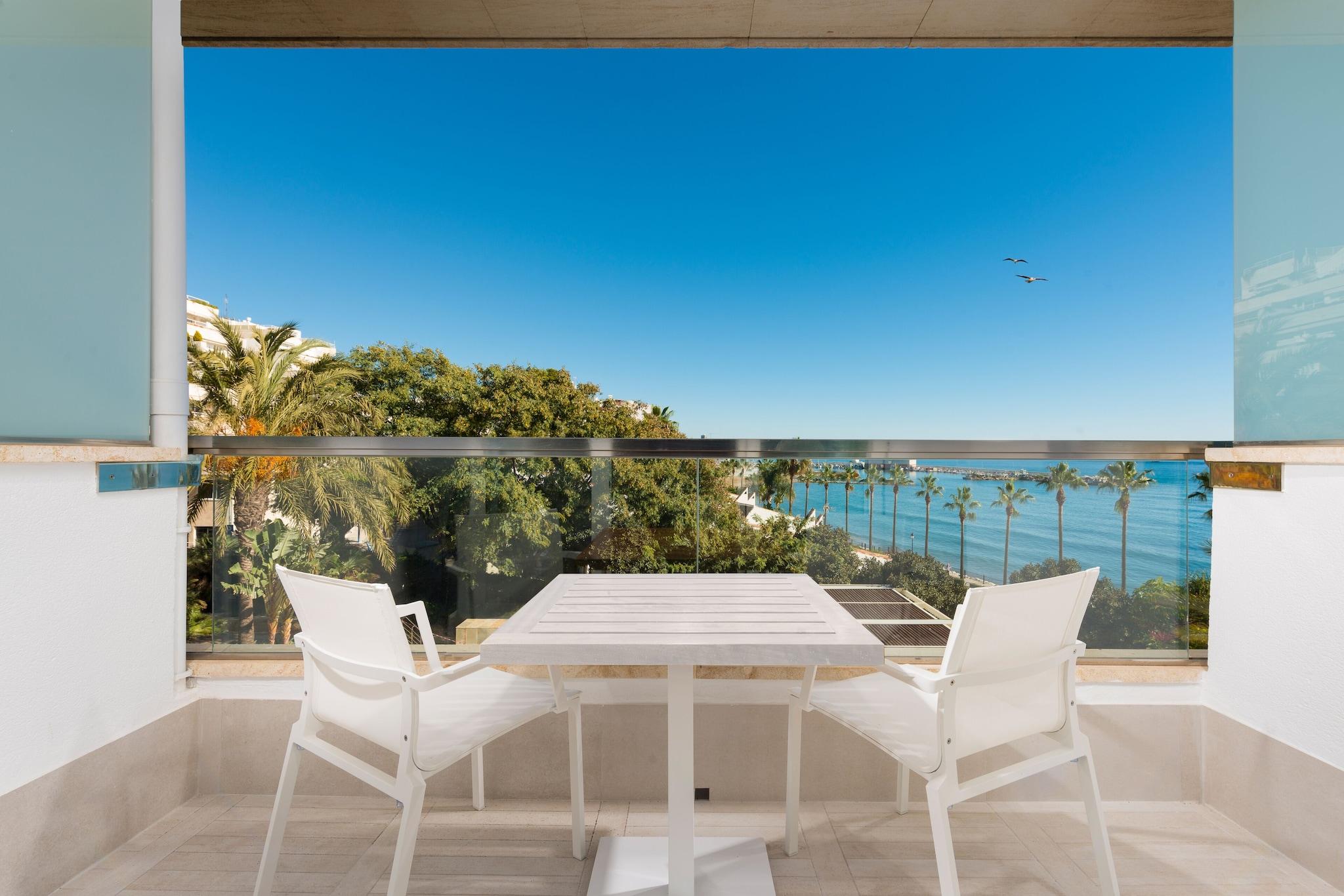 Double Partial Sea View