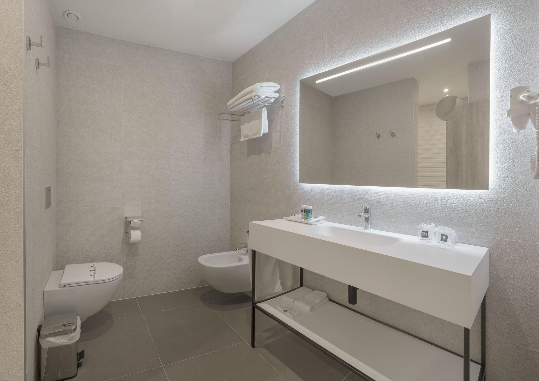 Single Mountain View