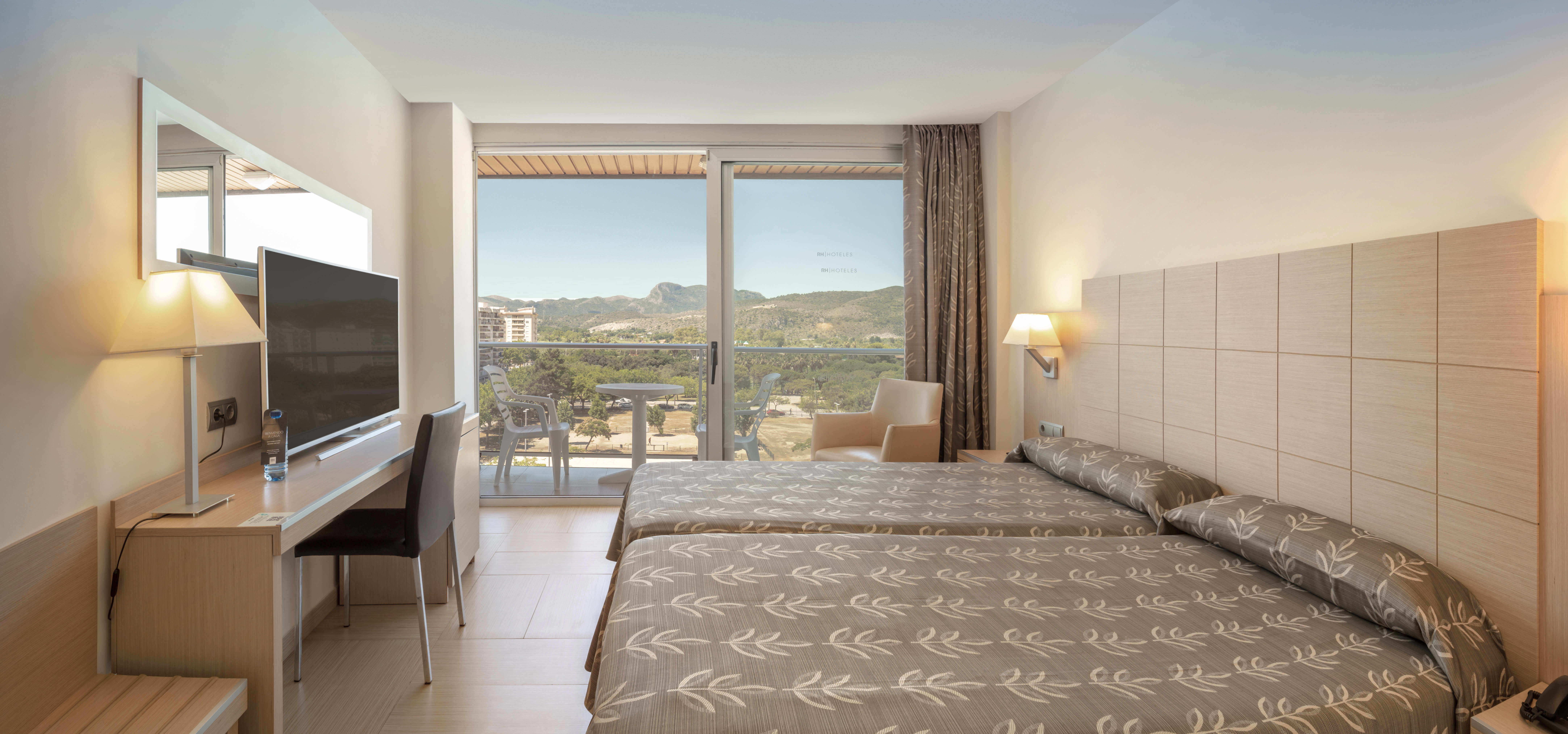 Double or Twin Standard