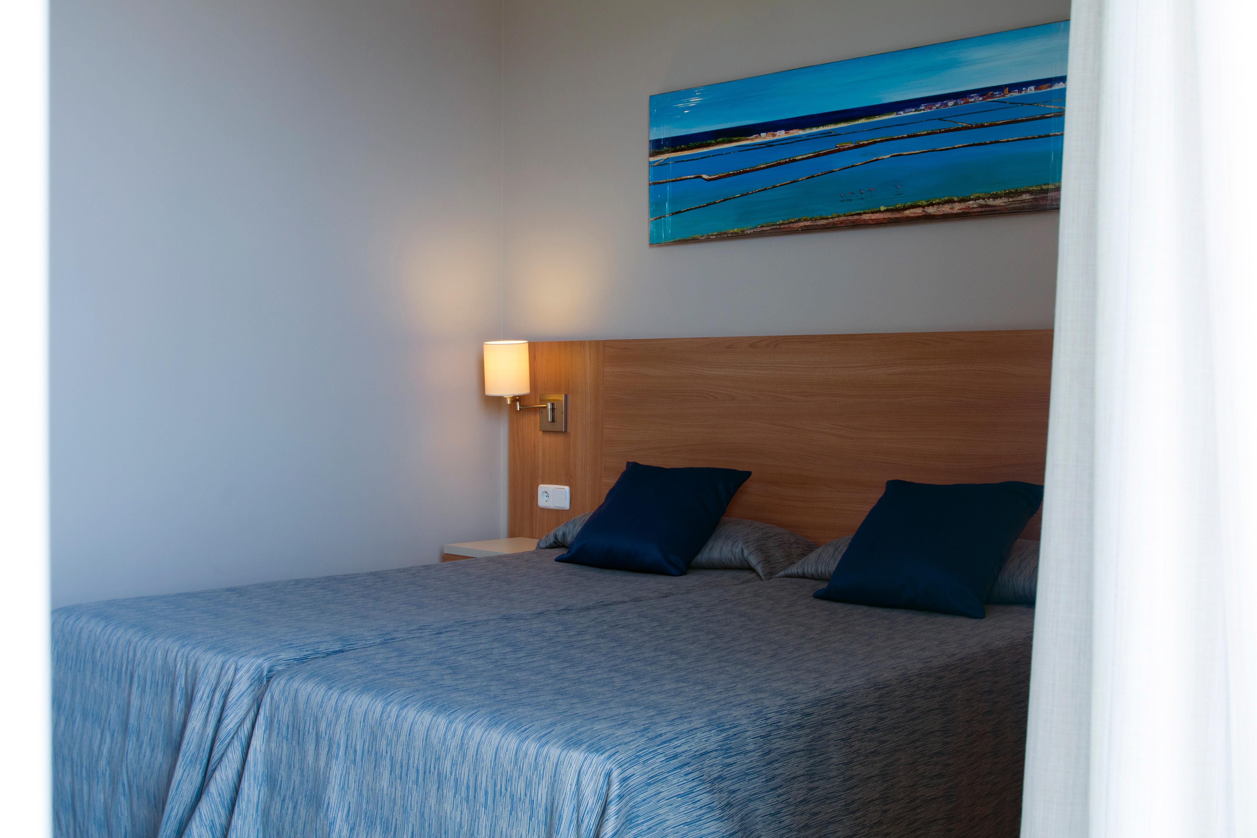 Double or Twin Standard