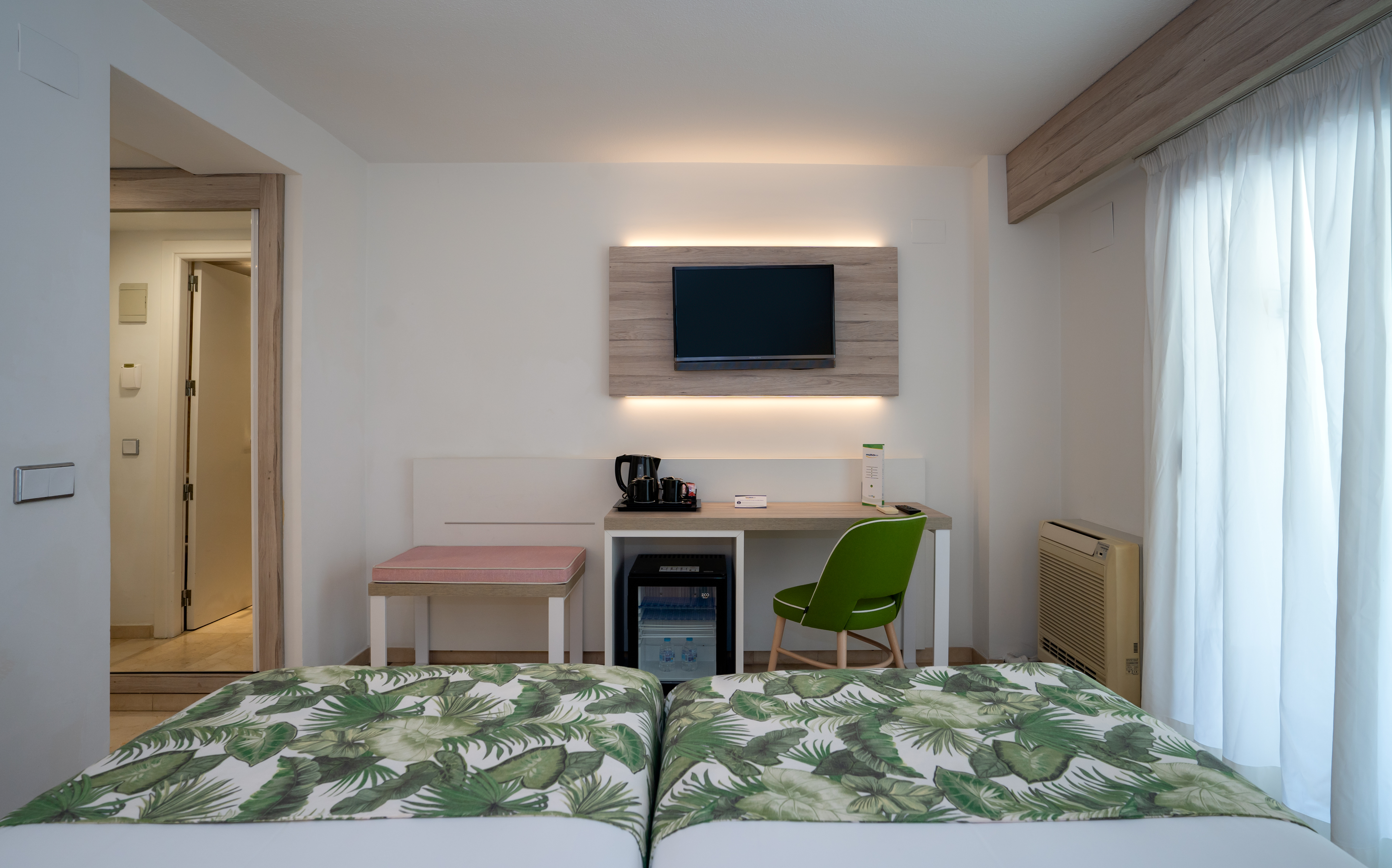 Double or Twin Standard