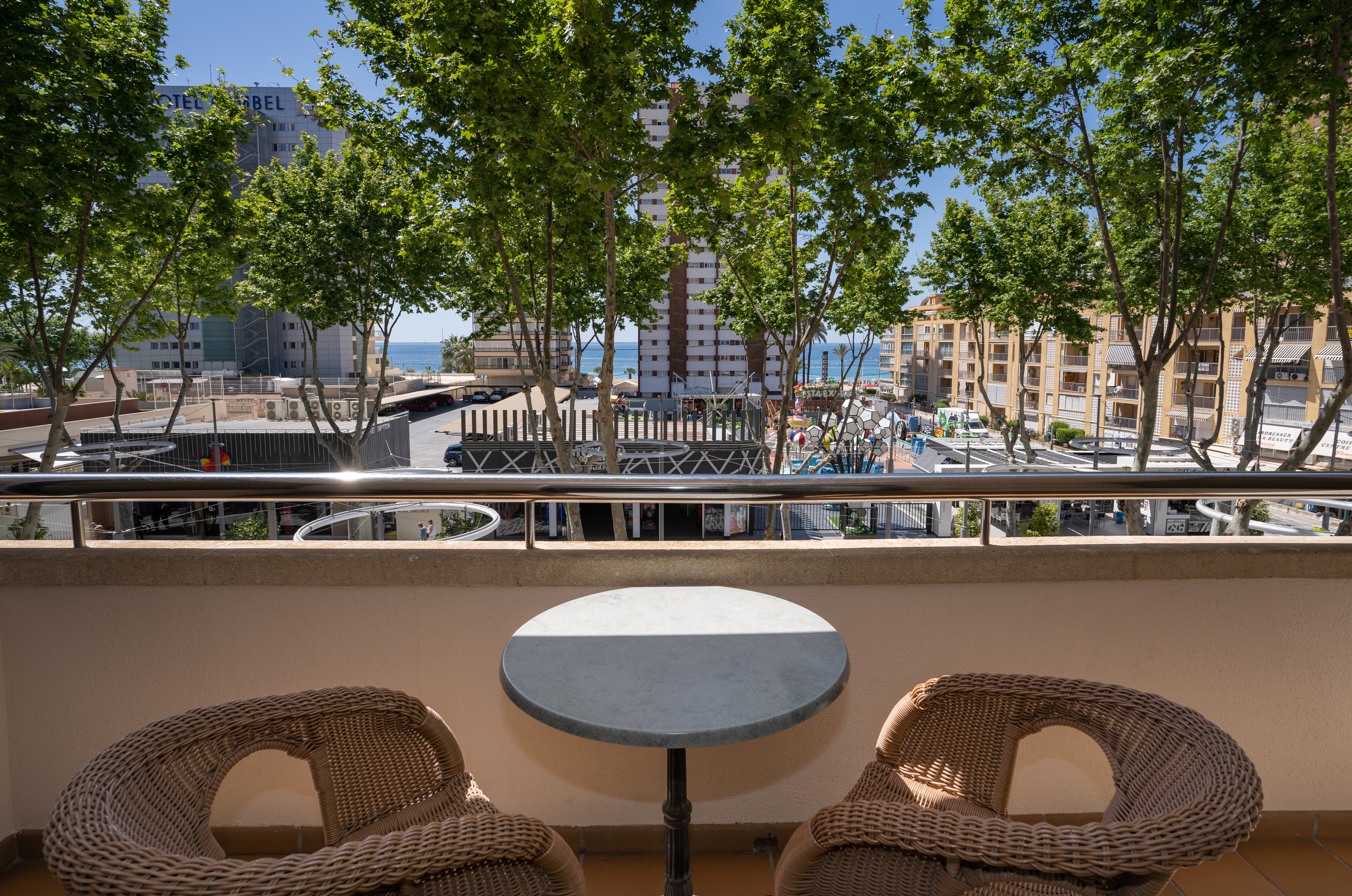 Double or Twin Standard