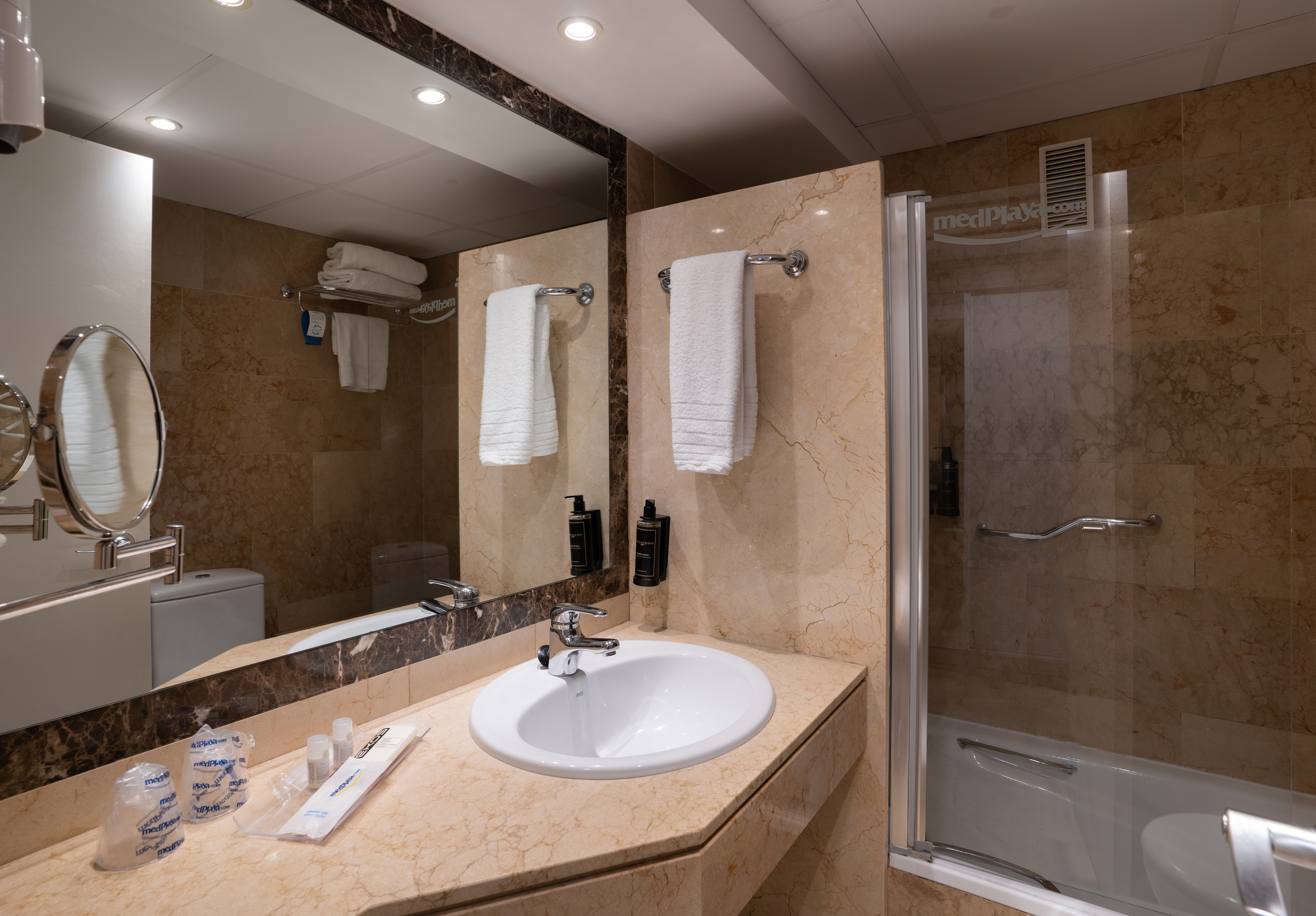 Double or Twin Standard