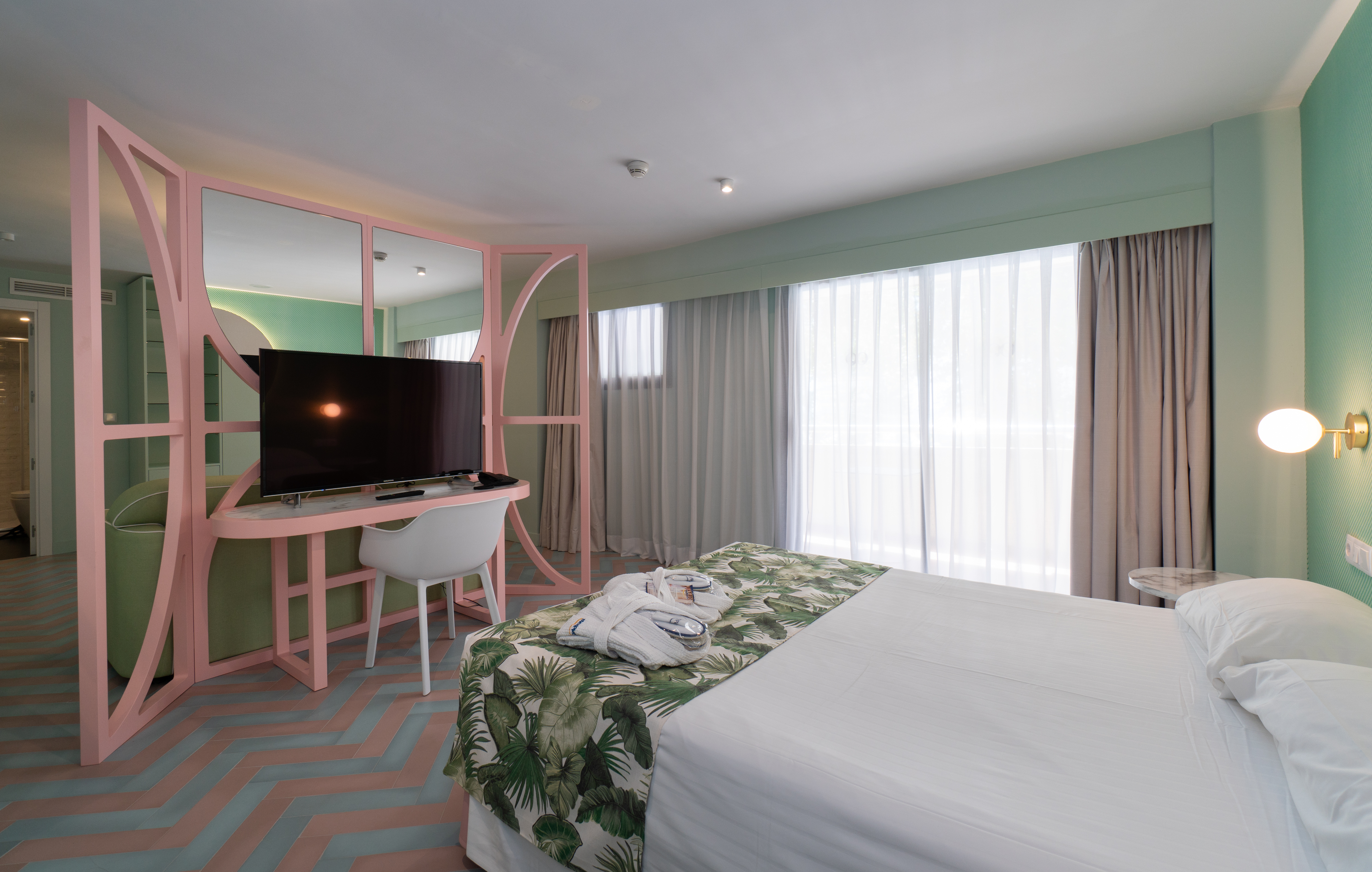 Junior Suite Standard