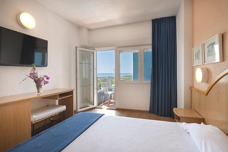 Double or Twin Sea View