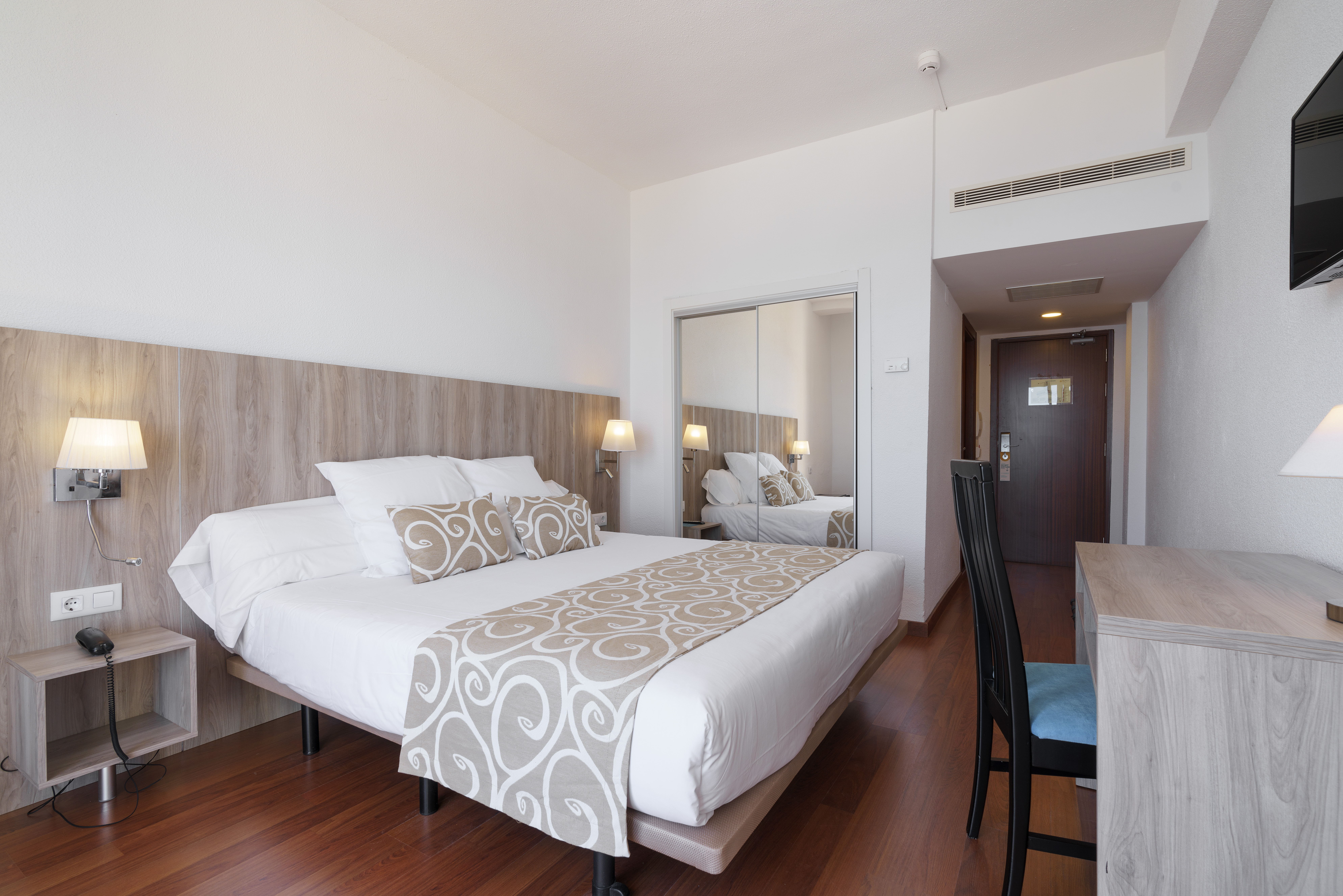 Double or Twin Ocean Front