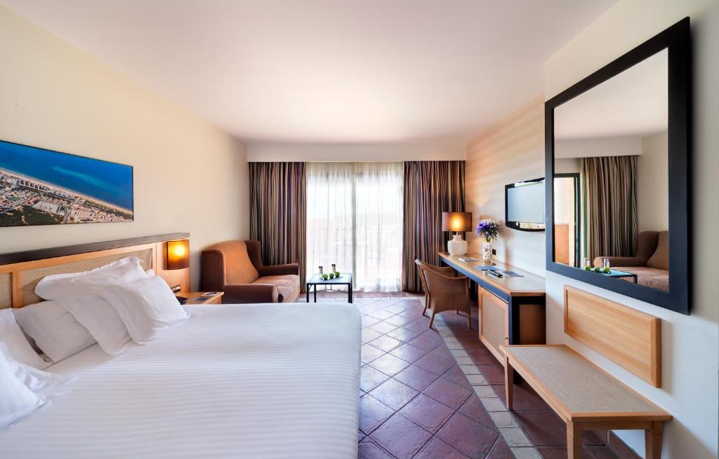 Family Room Superior