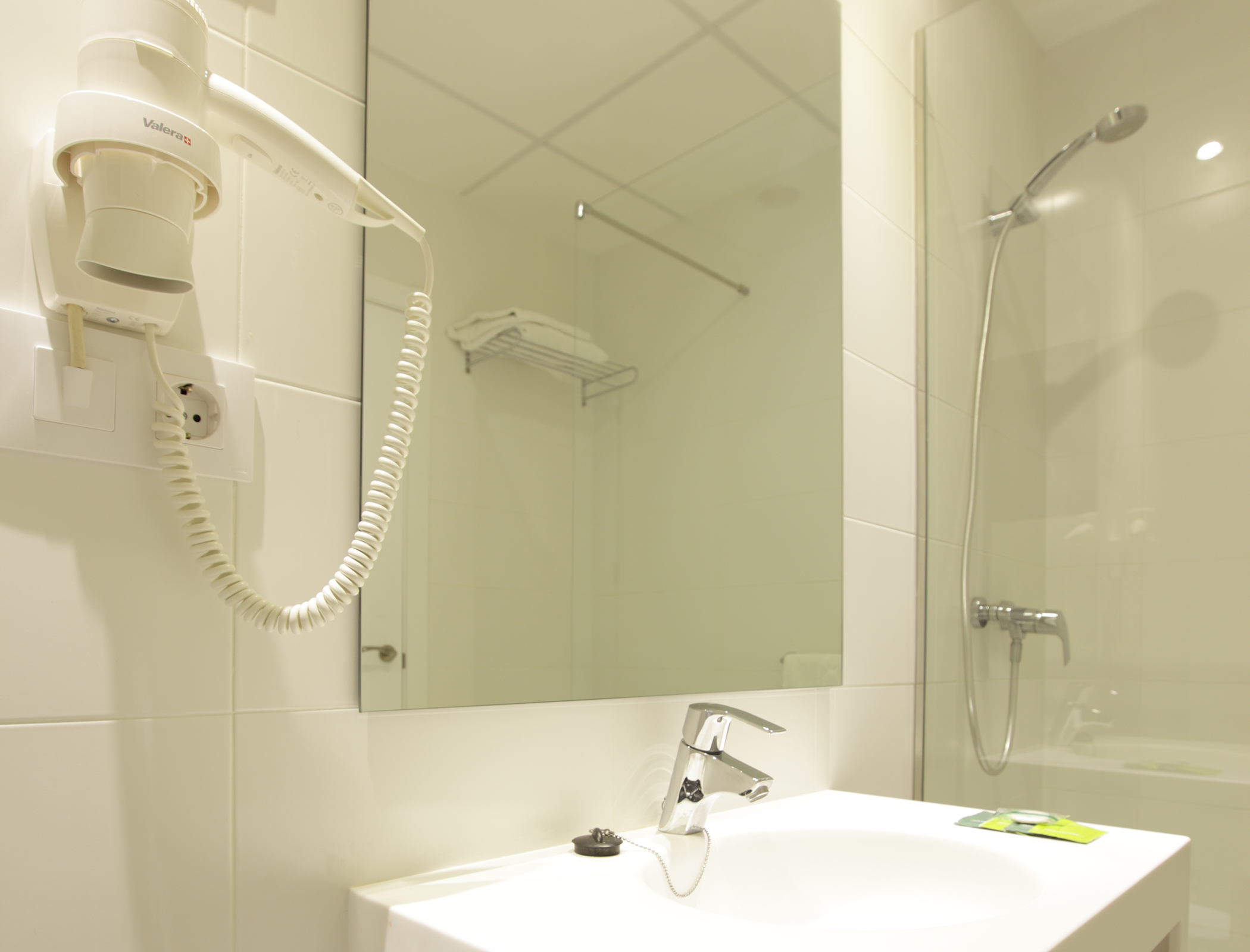 Double or Twin Standard