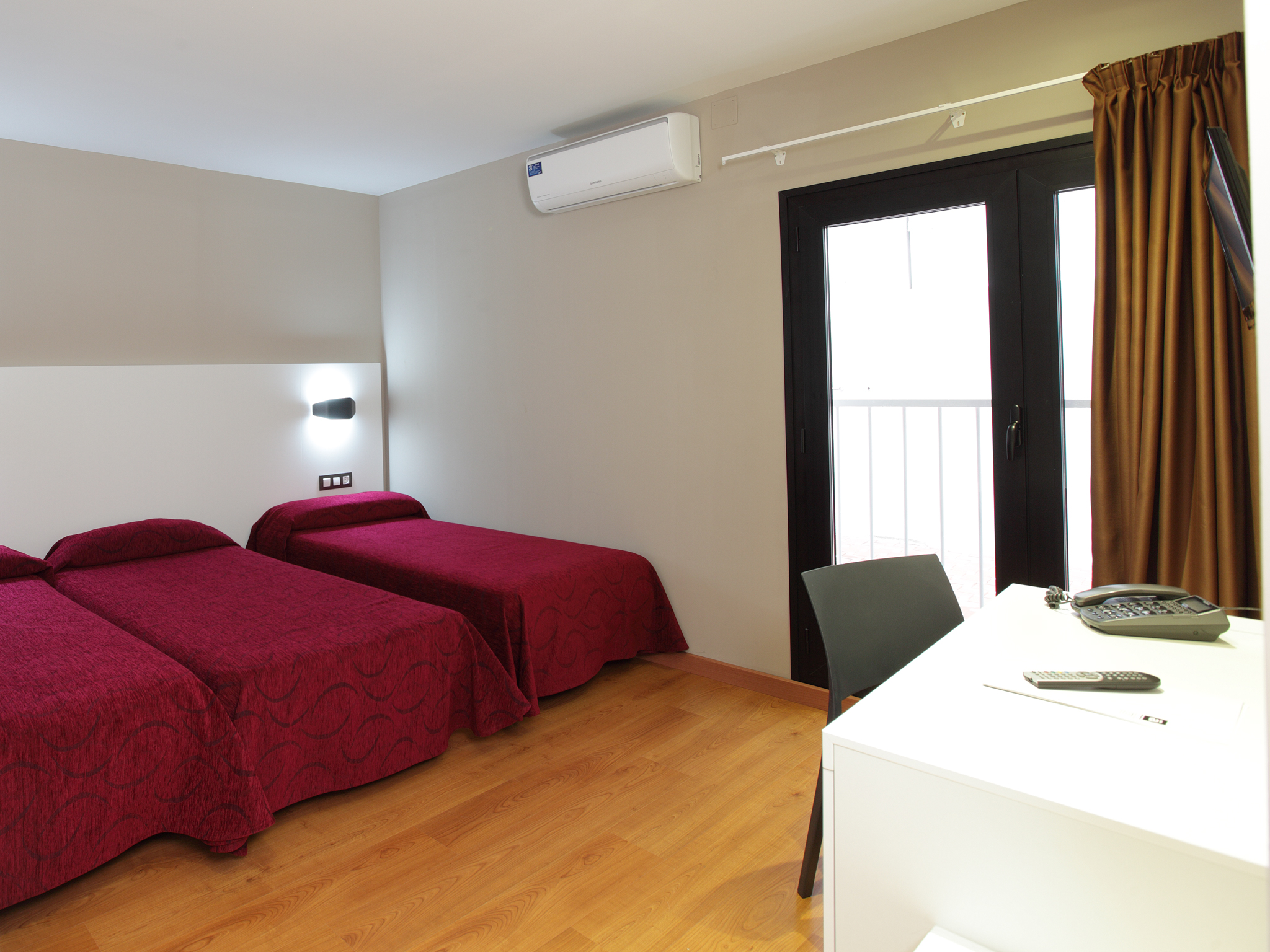 Double or Twin Capacity 3