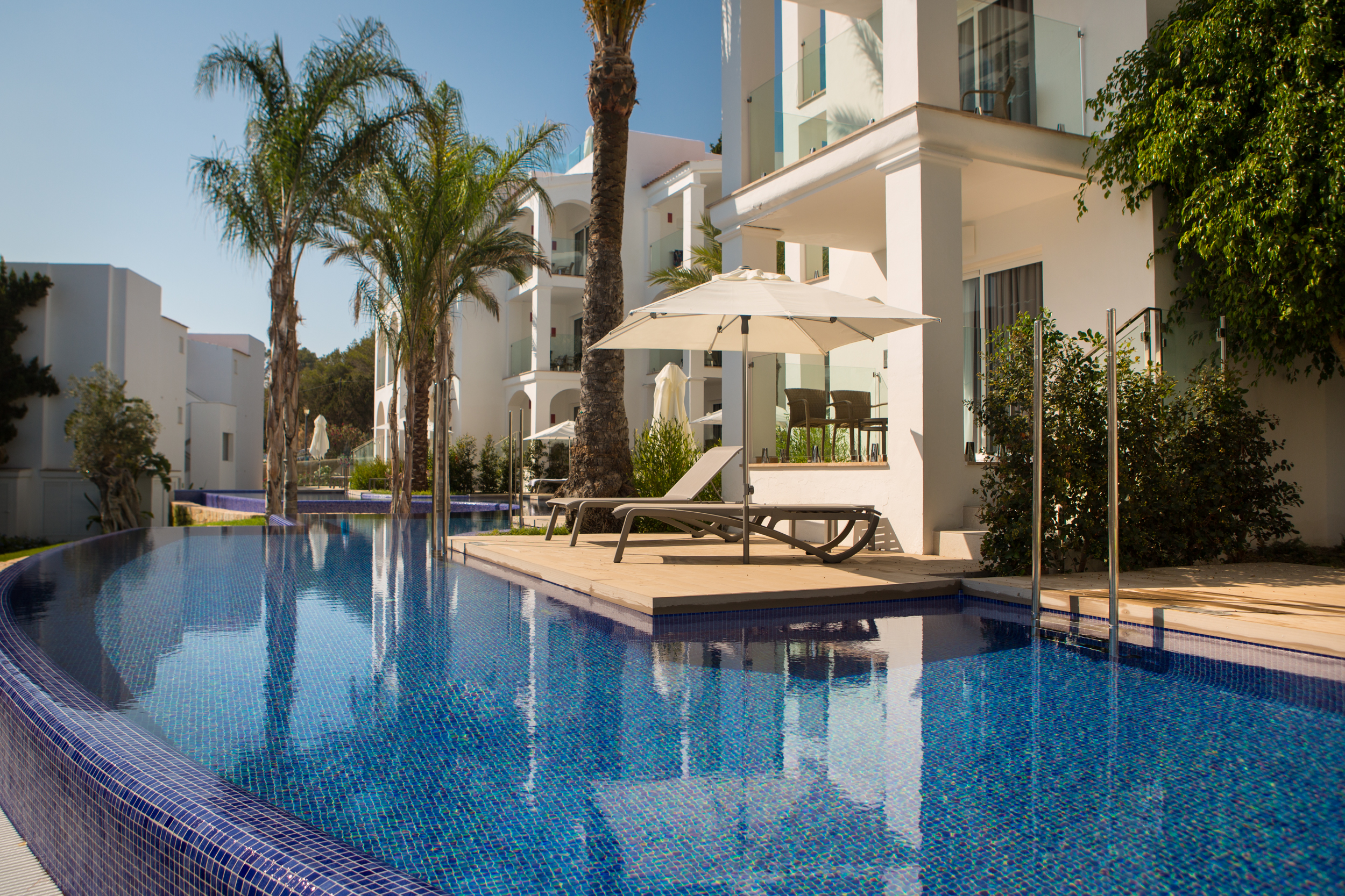 Double Superior Pool View