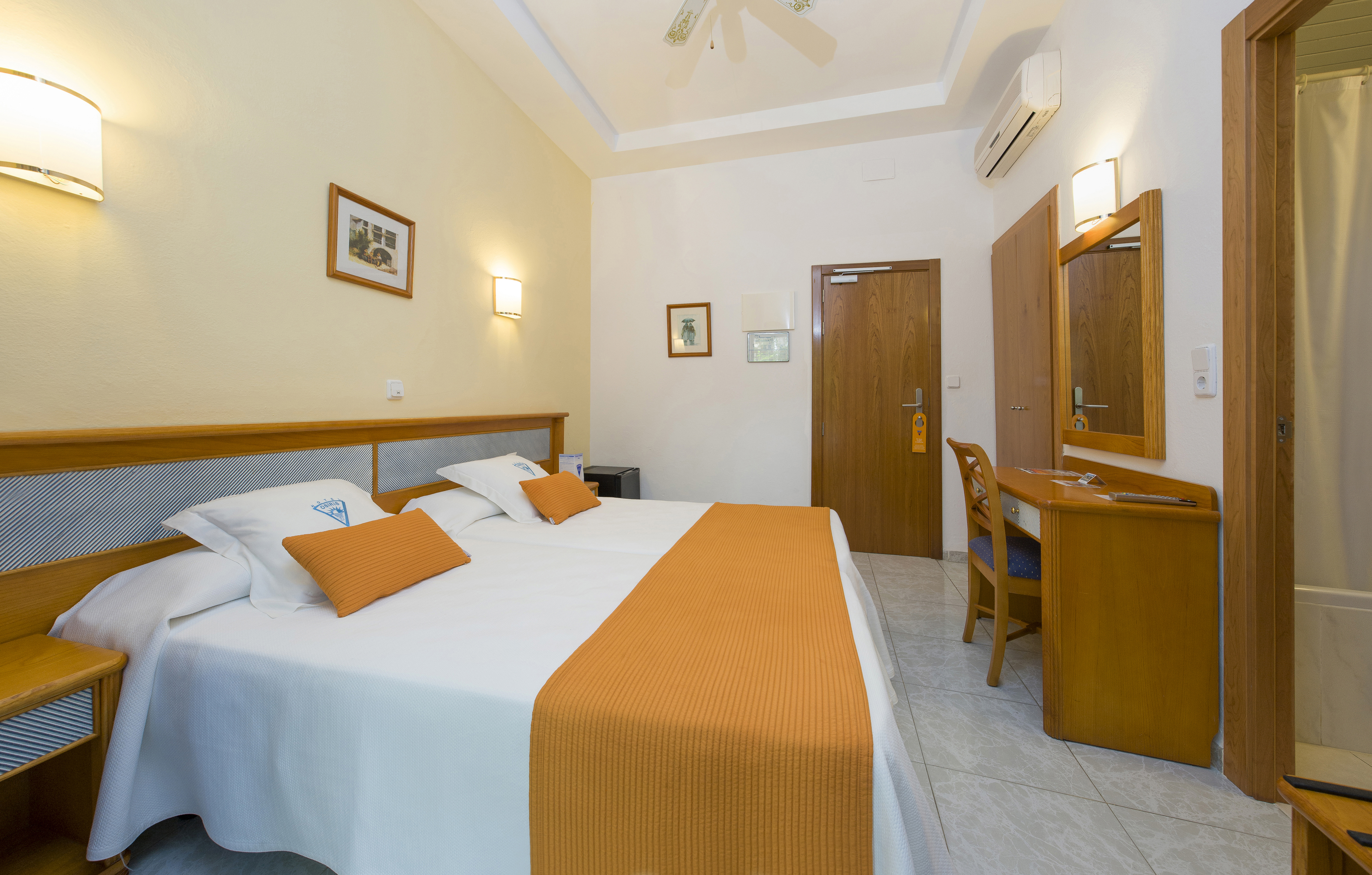 Double Garden View with Balcony