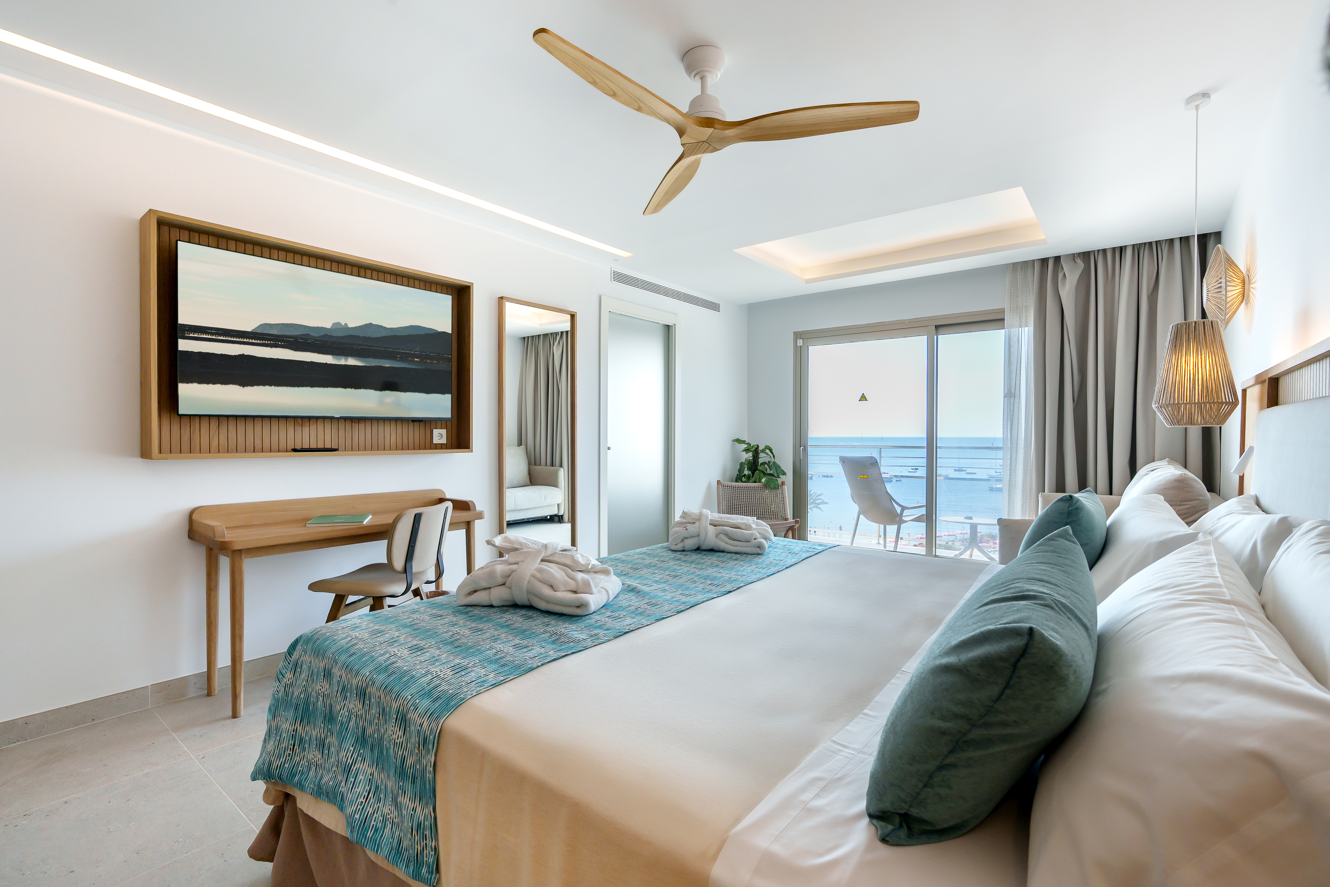 Double or Twin Superior