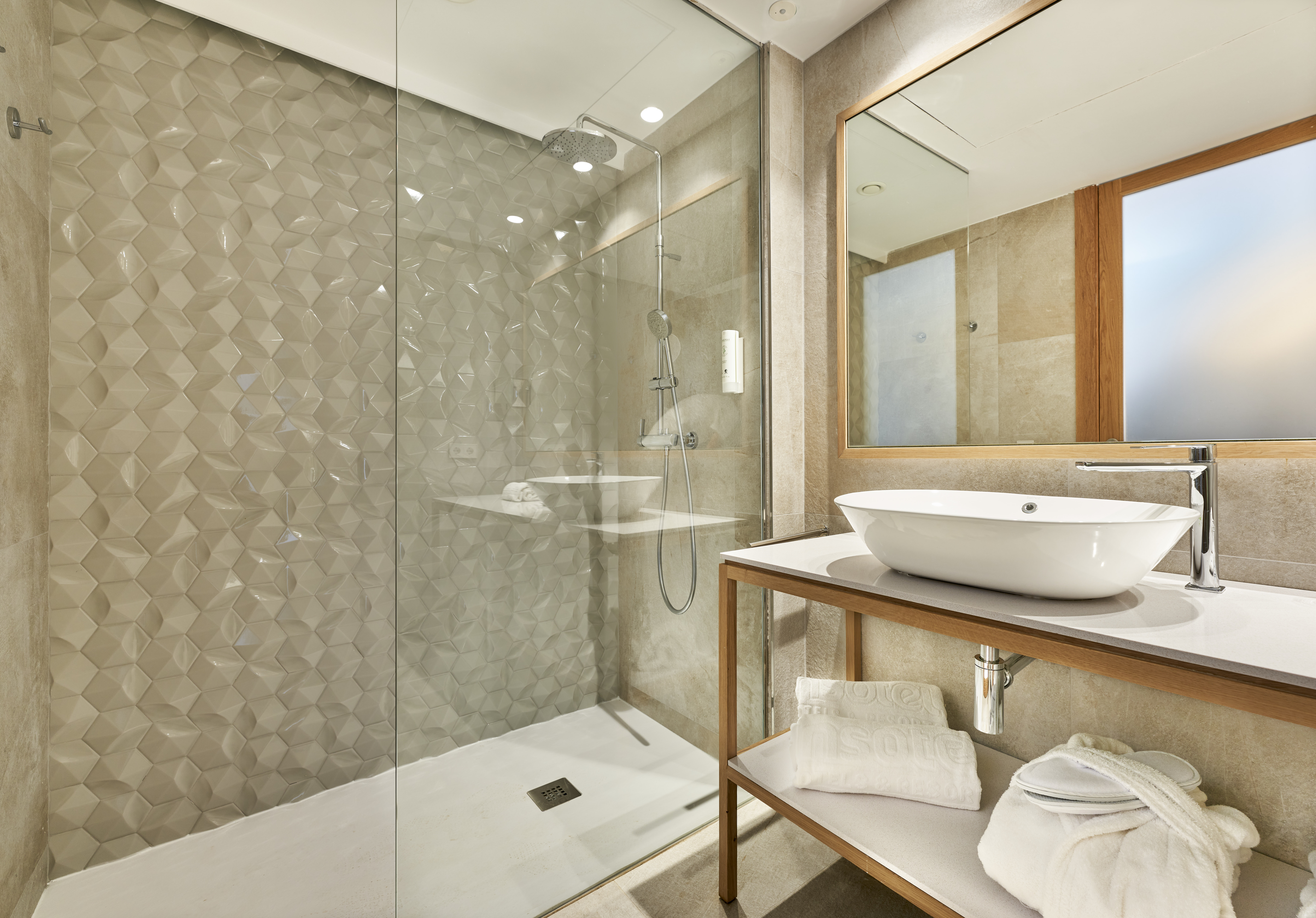 Family Room Superior Pool View