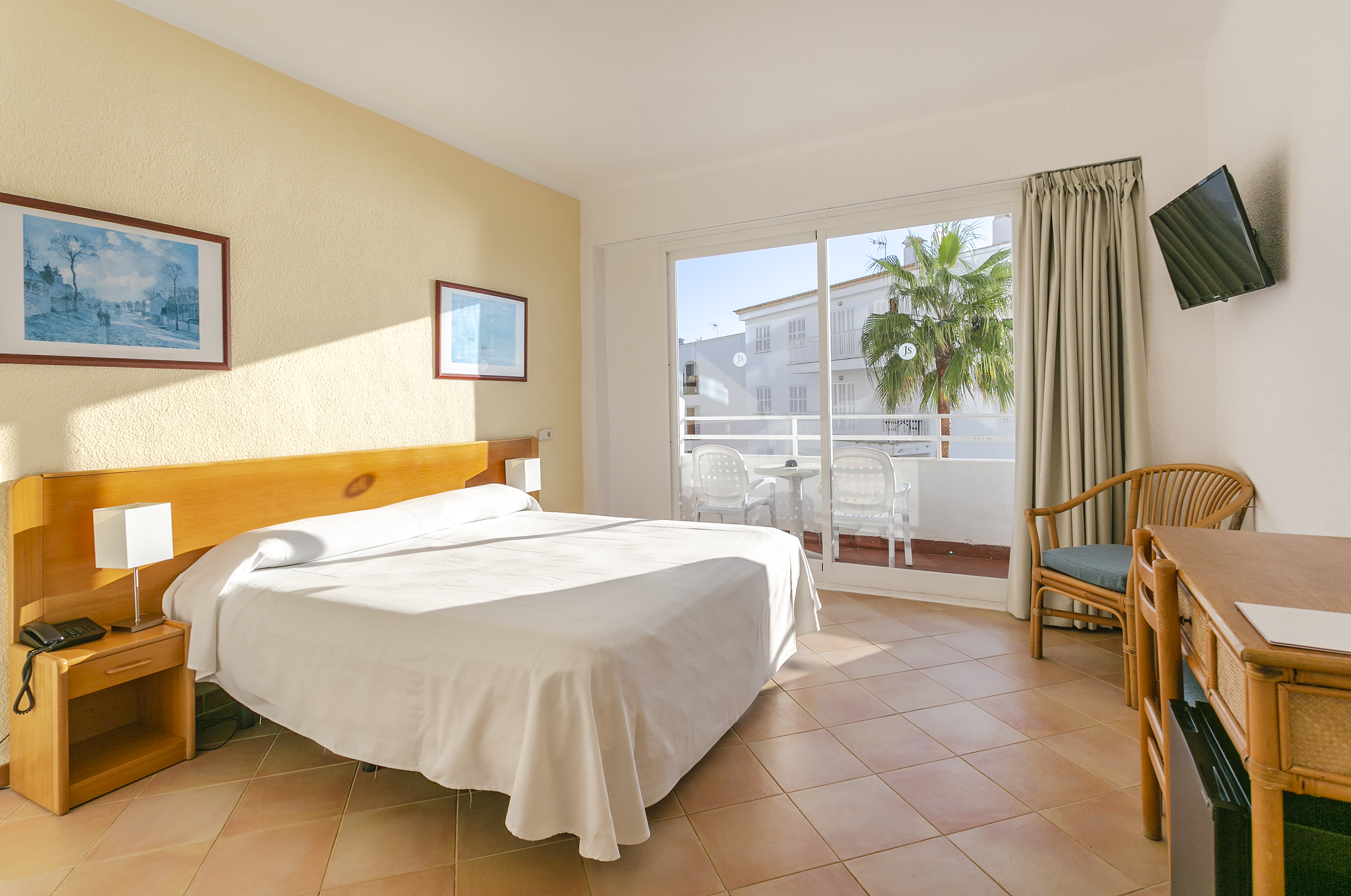 Double or Twin with Balcony