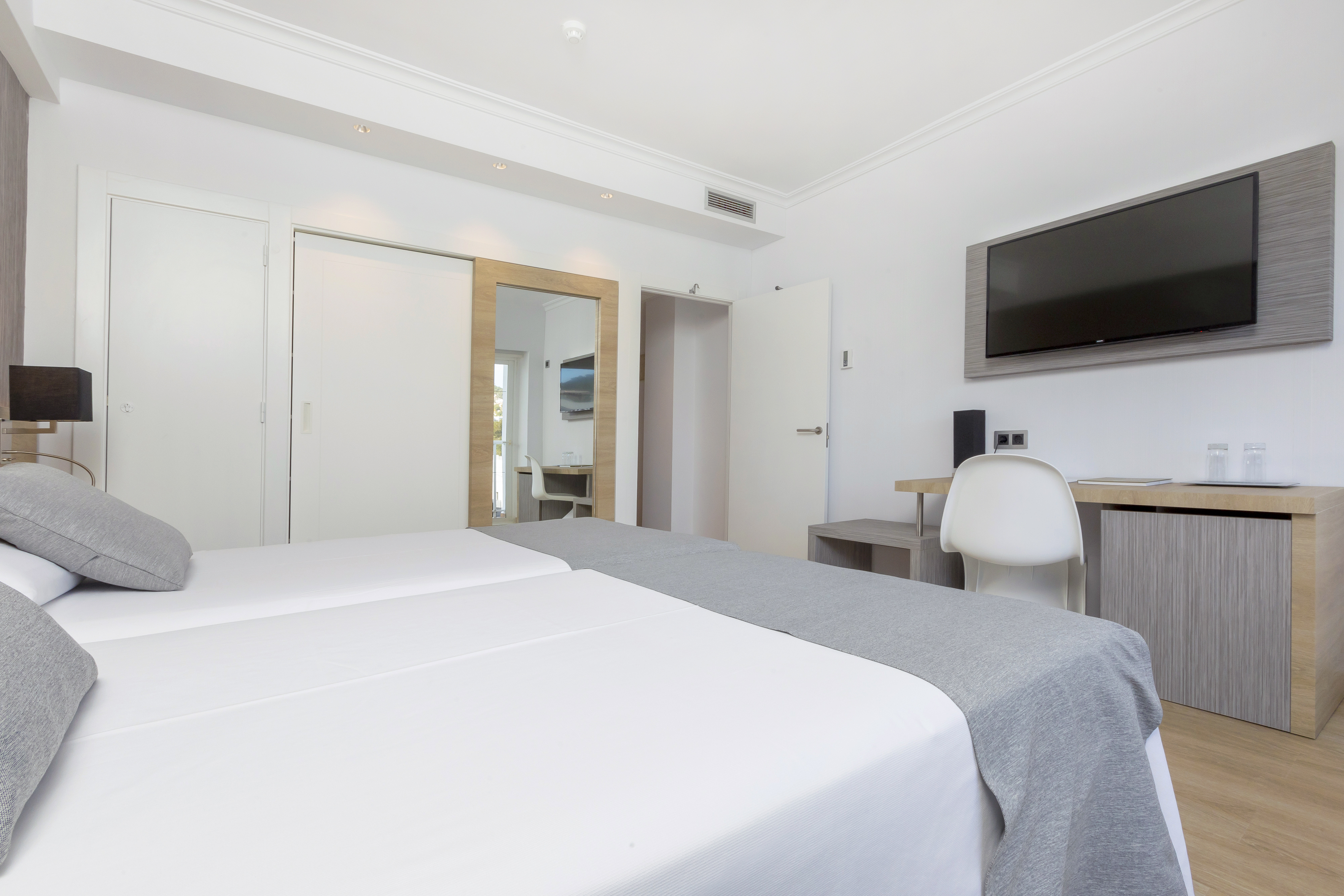 Double Single Sea View