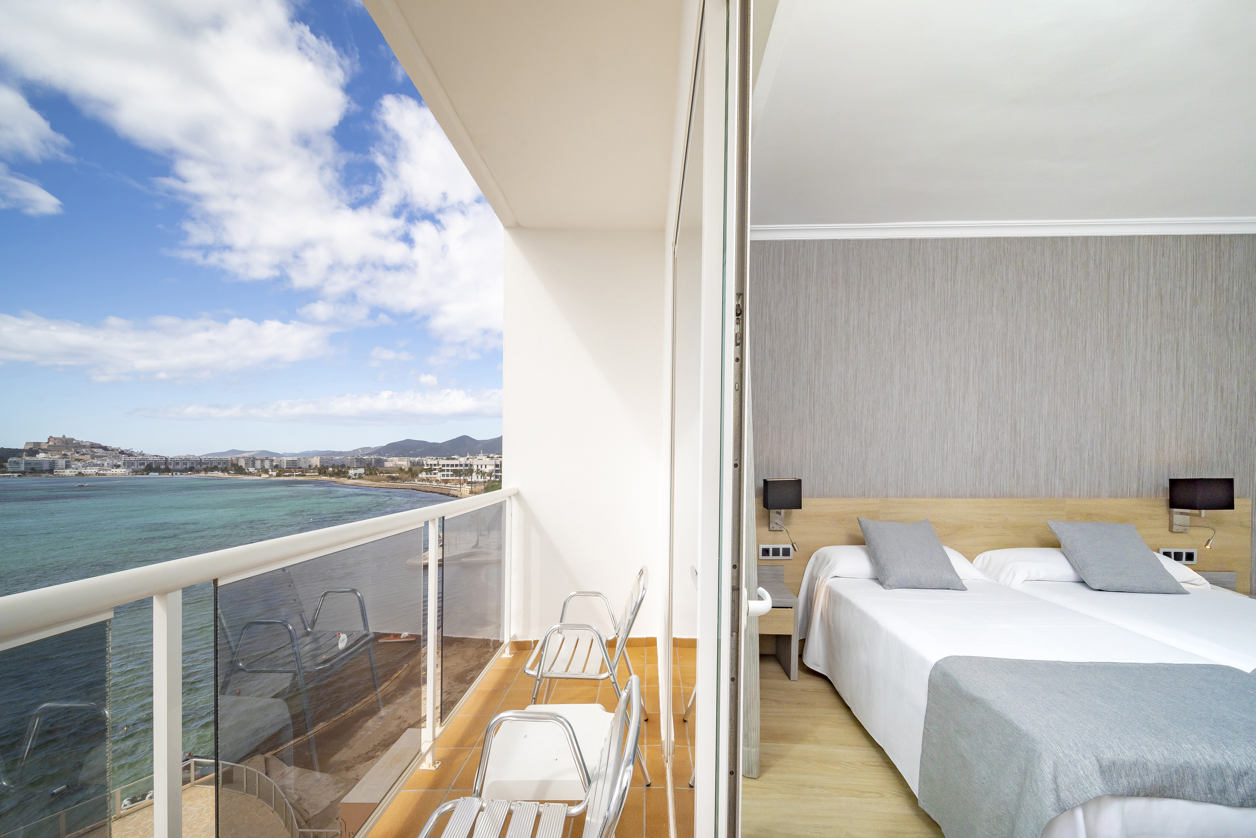 Double or Twin Sea View