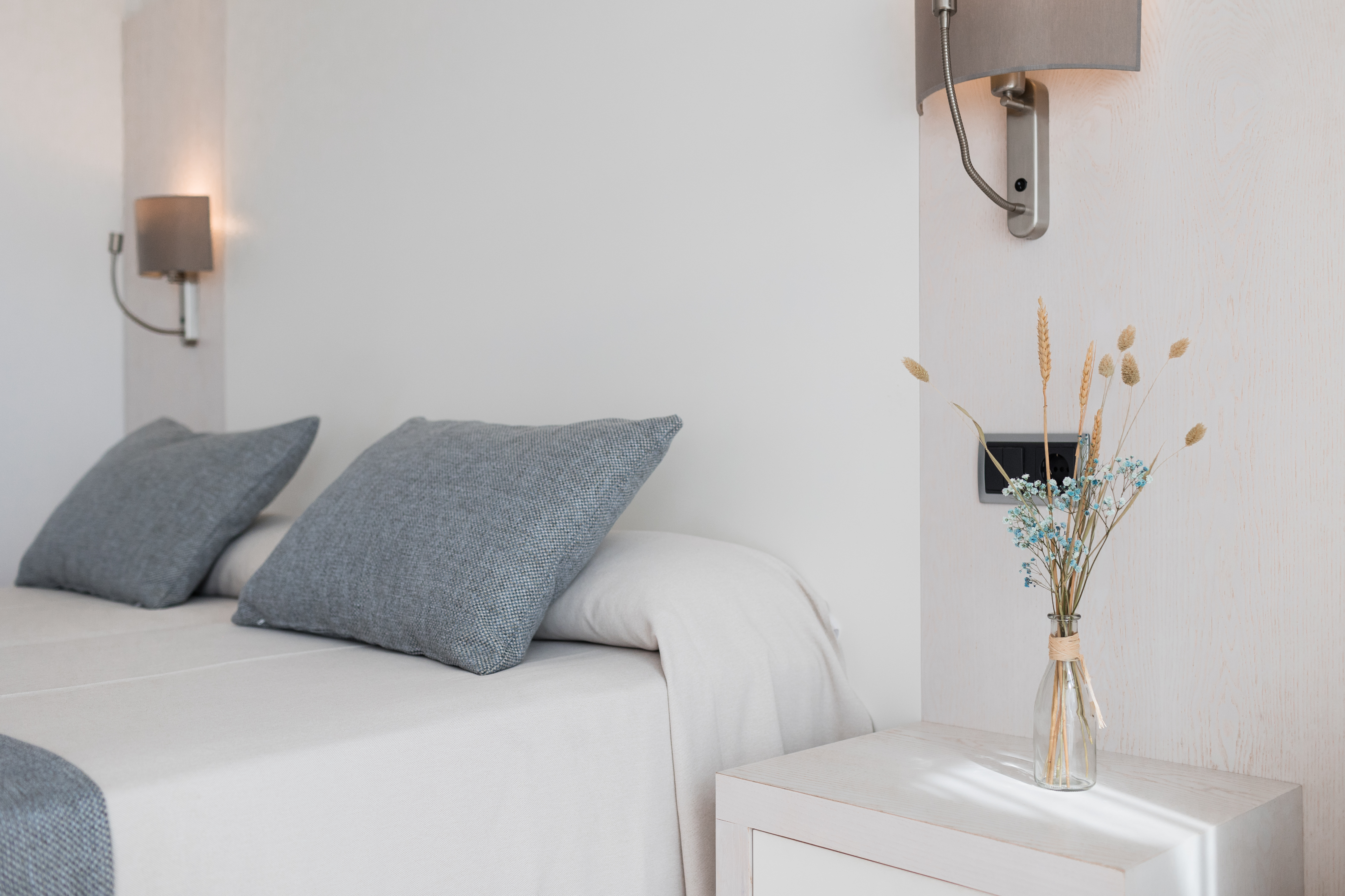 Double or Twin Standard