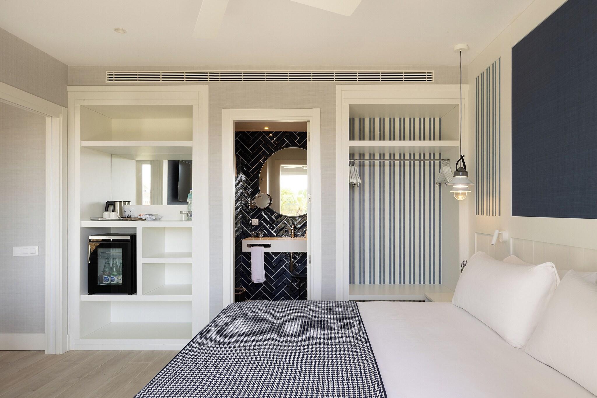 Suite with Private Pool