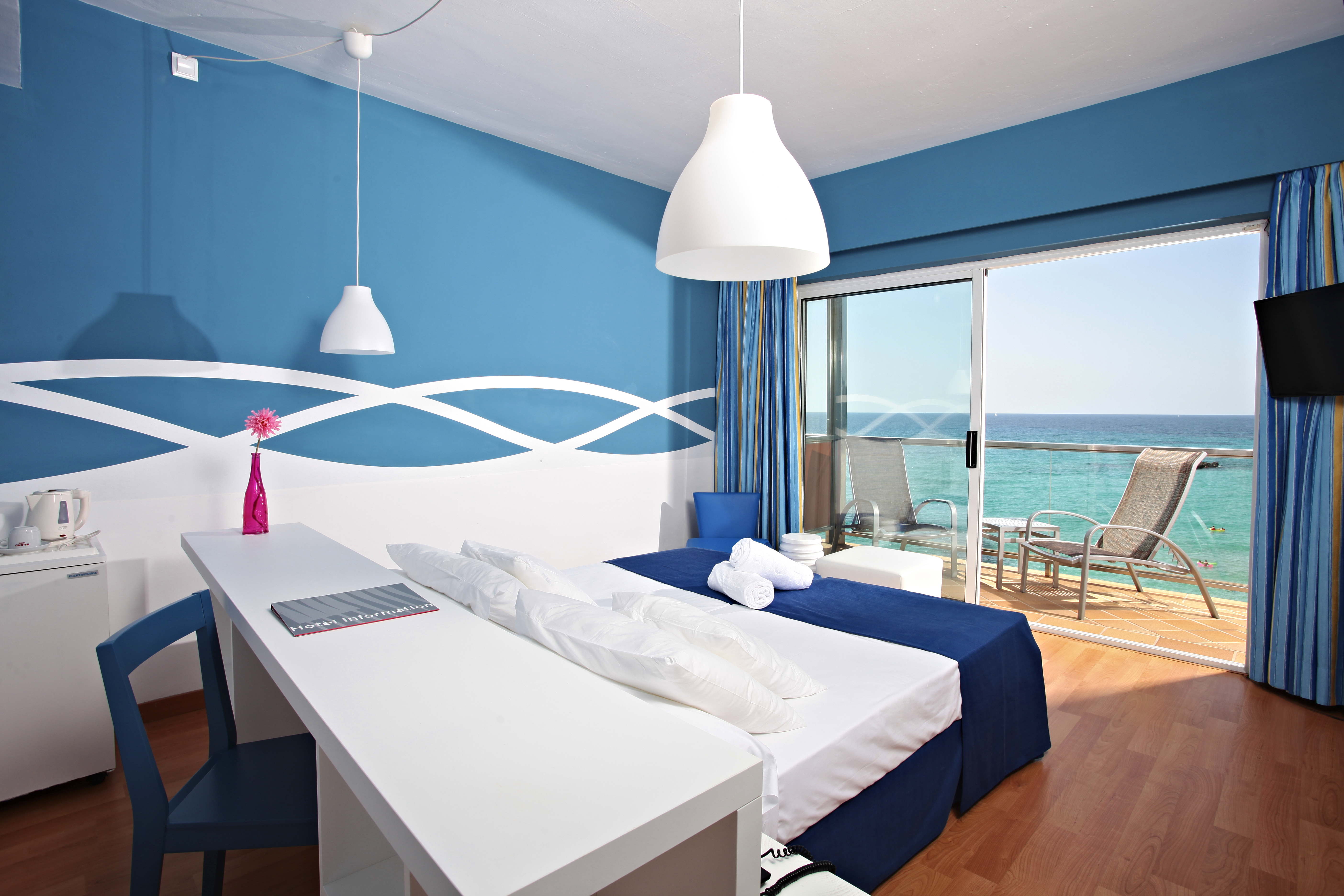 Double or Twin Superior Sea View