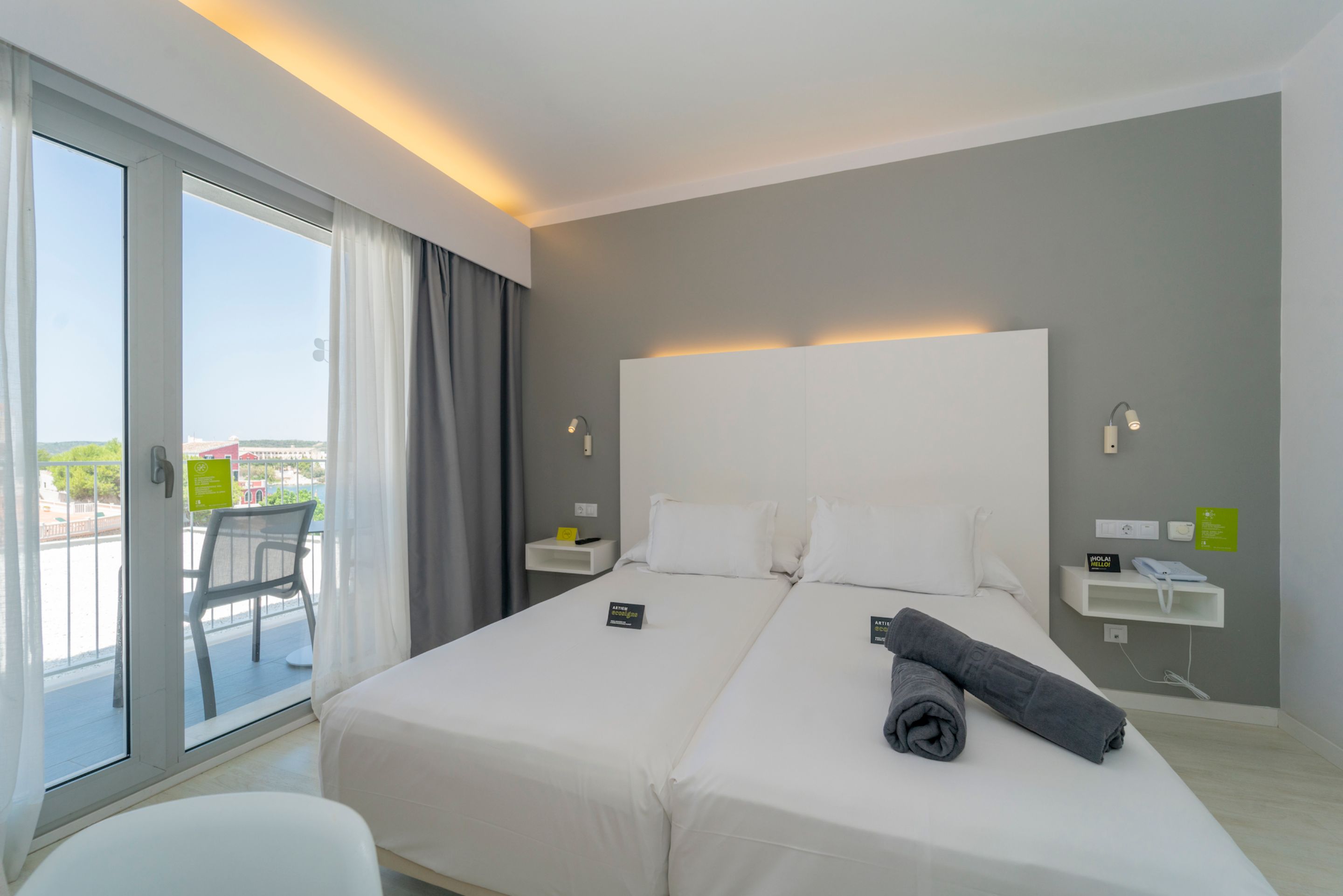 Double or Twin Side Sea View