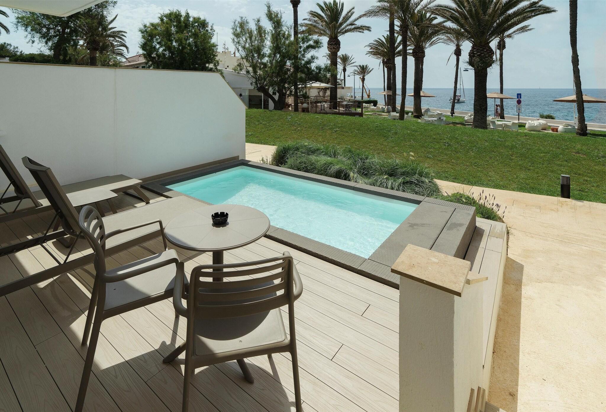 Suite with Private Pool