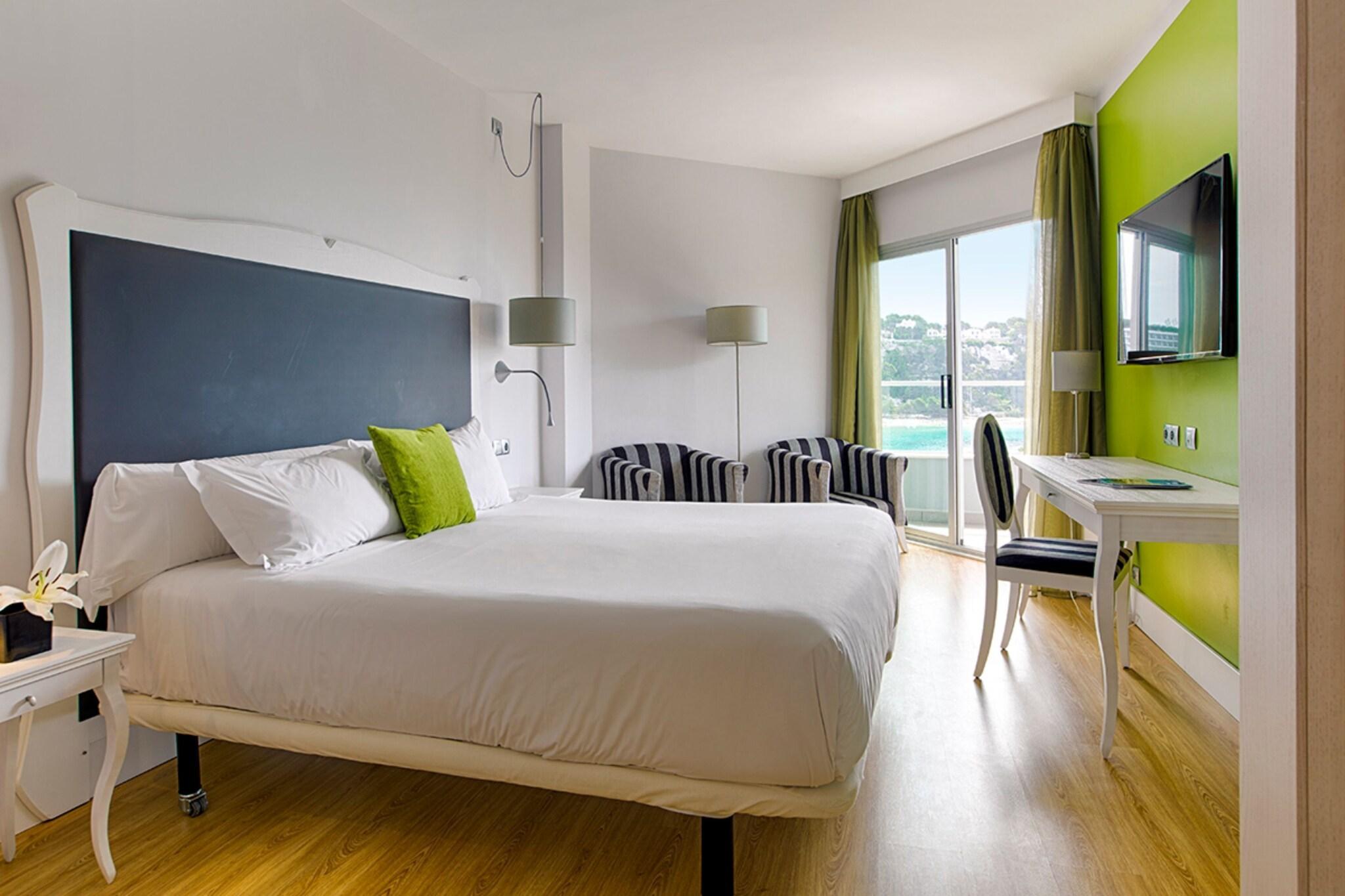 Double Deluxe Sea View