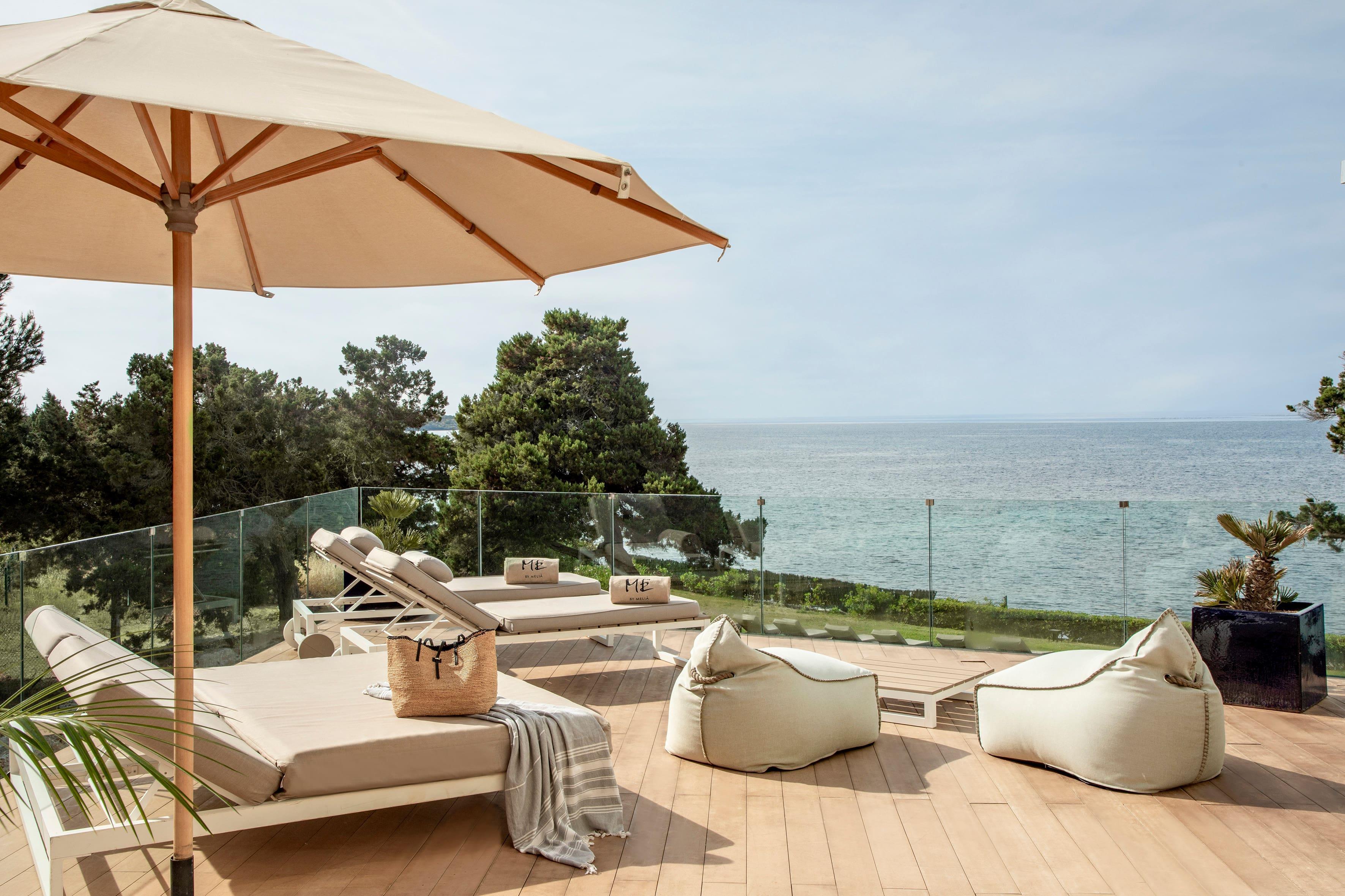 Junior Suite with Jacuzzi with Views