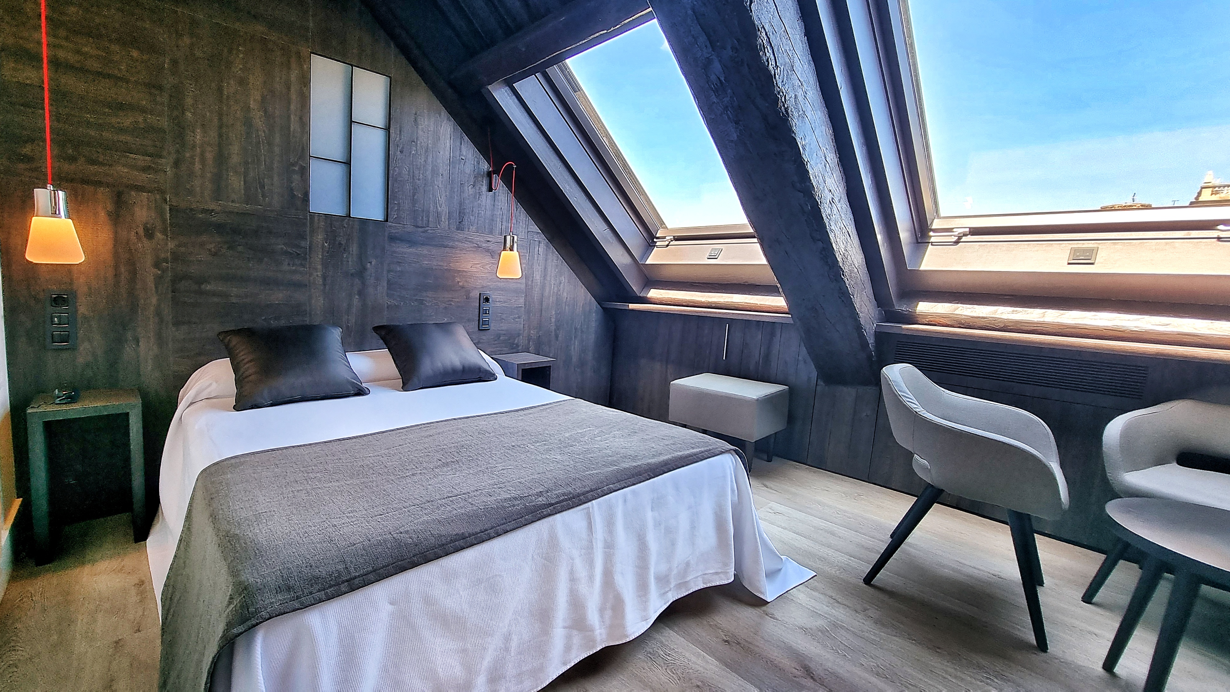 Double Single Capacity 1