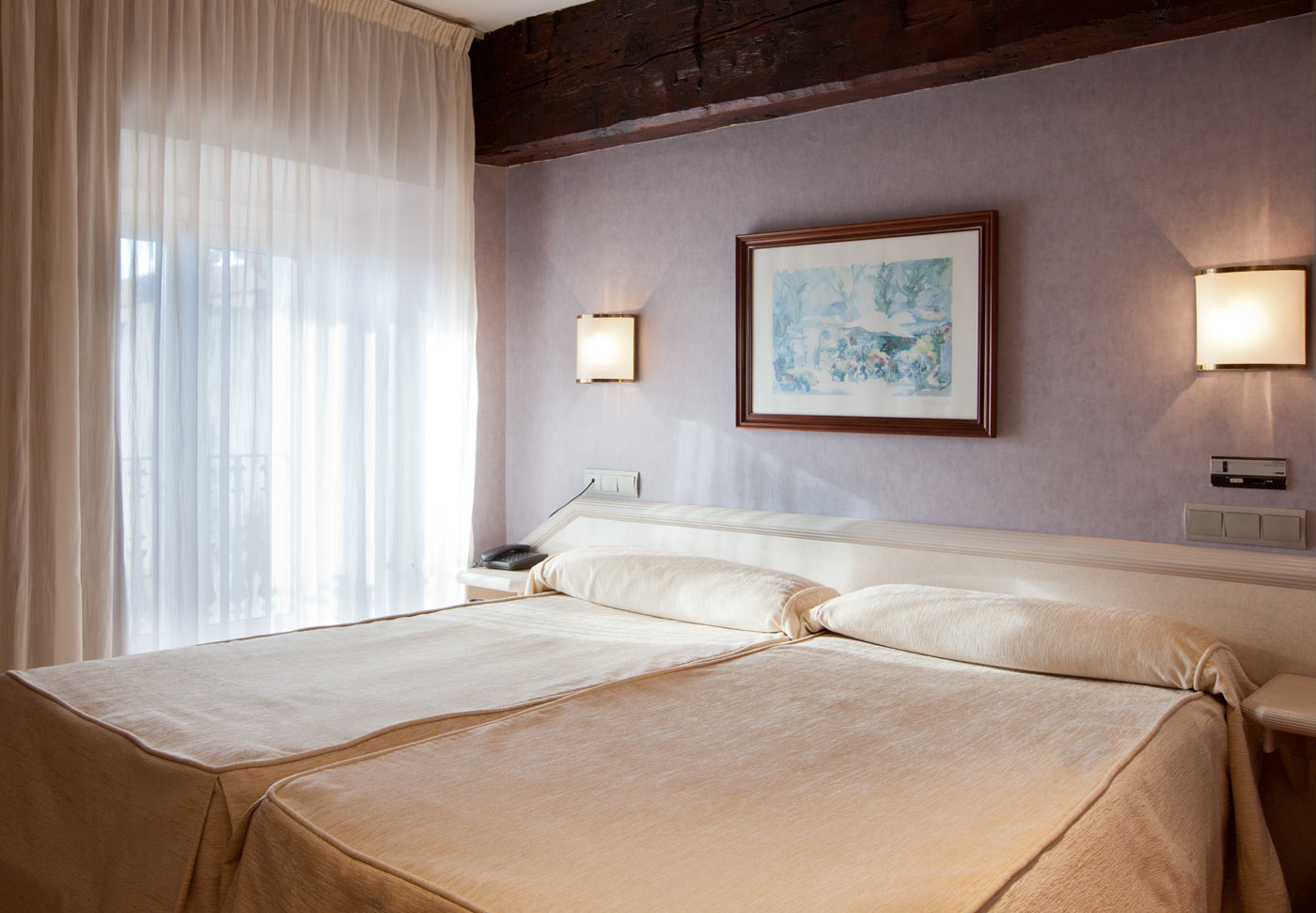 Double or Twin Standard