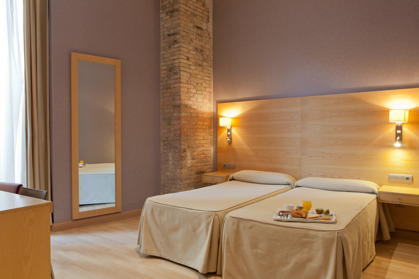 Double or Twin Standard