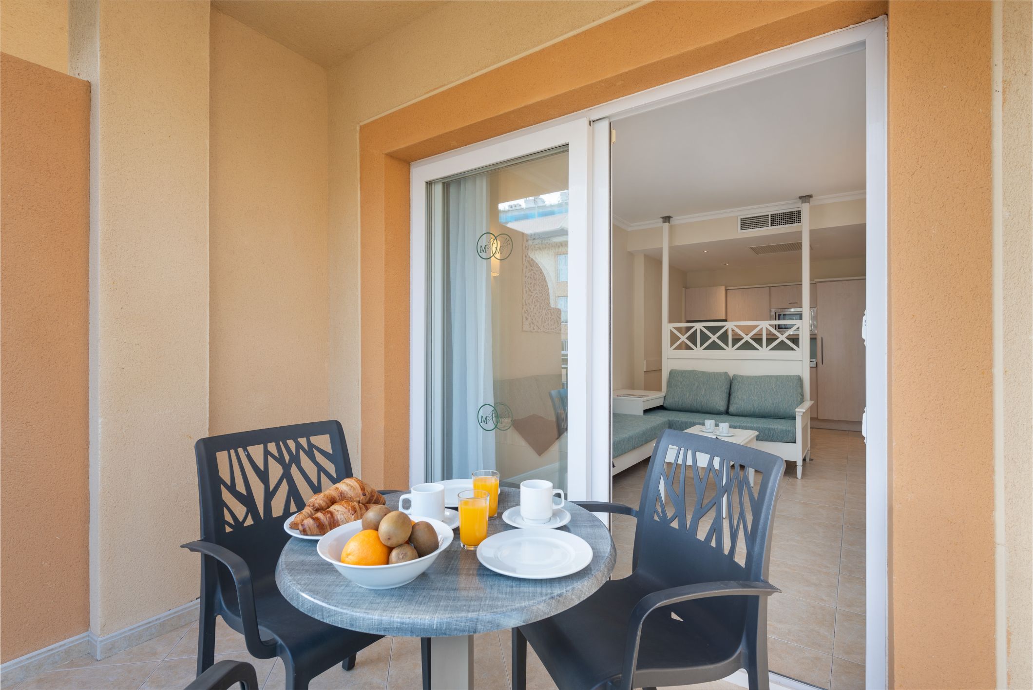 Apartment with Balcony