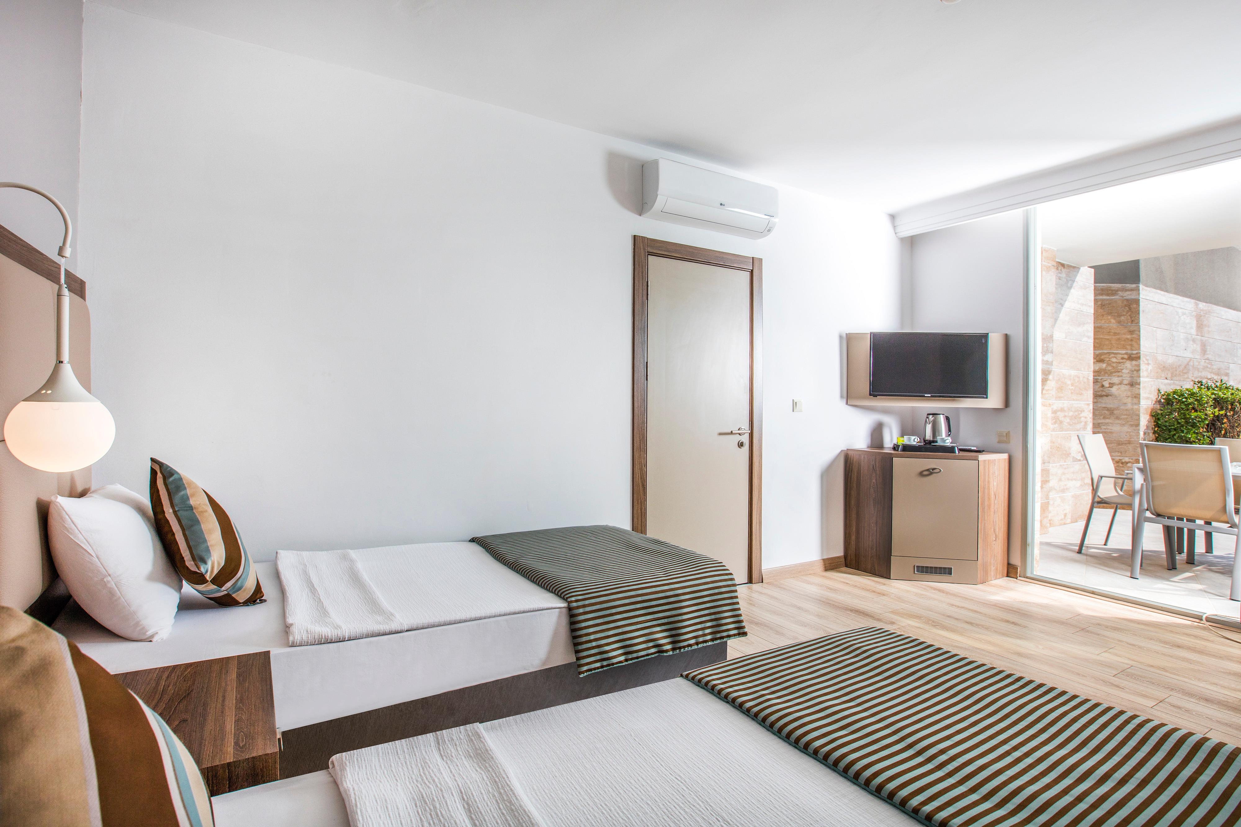 Family Room Pool View